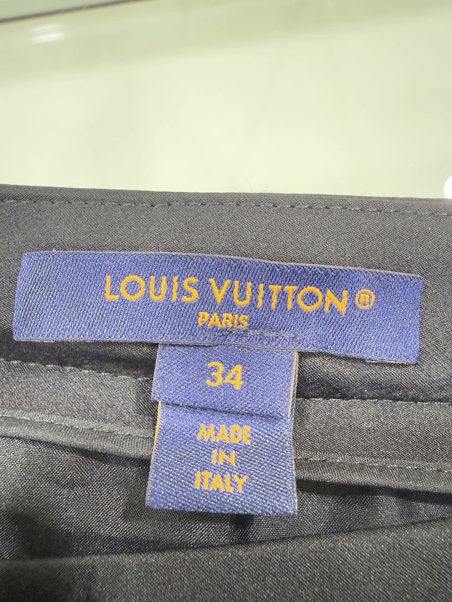 Louis Vuitton Louis Vuitton 2024 Black Pleated Skirt Size 34" / US 12 / IT 48 - 3 Thumbnail