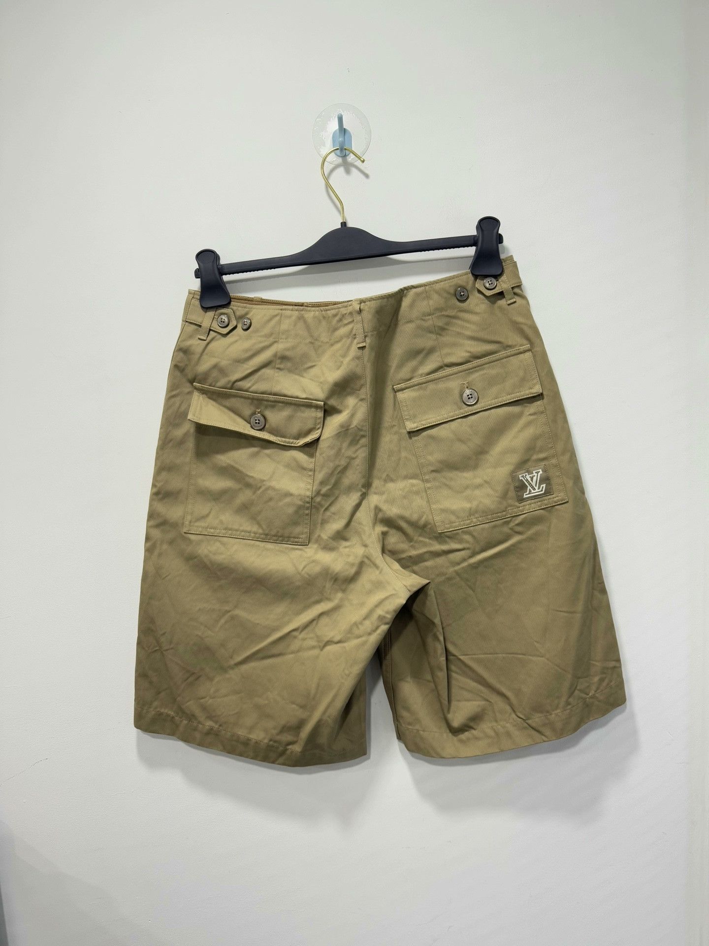 Louis Vuitton Louis Vuitton Khaki Rhinestone Denim Cargo Shorts Size US 32 / EU 48 - 2 Thumbnail