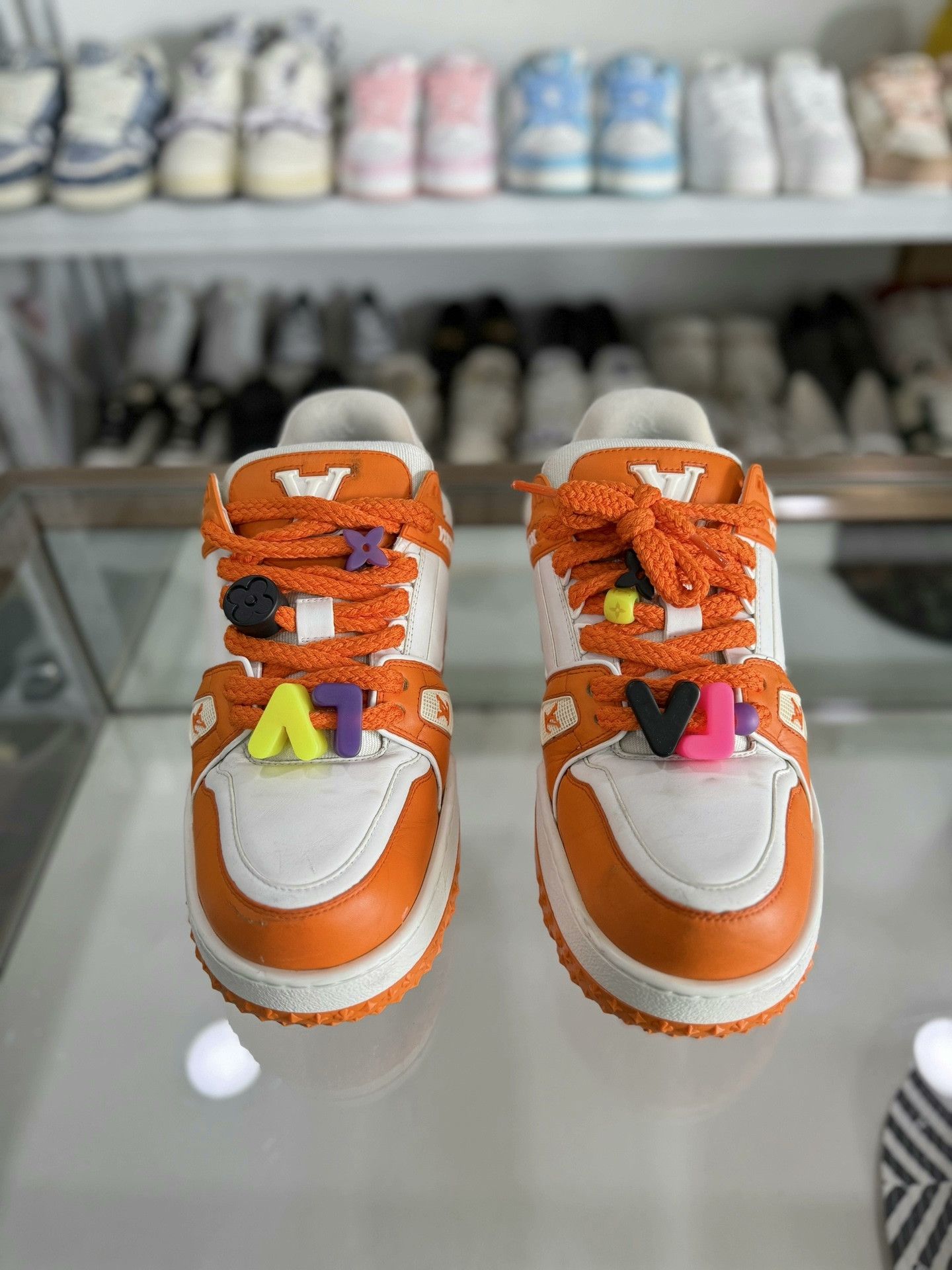 Louis Vuitton Louis Vuitton Trainer White Orange Men's Size US 10 / EU 43 - 2 Thumbnail