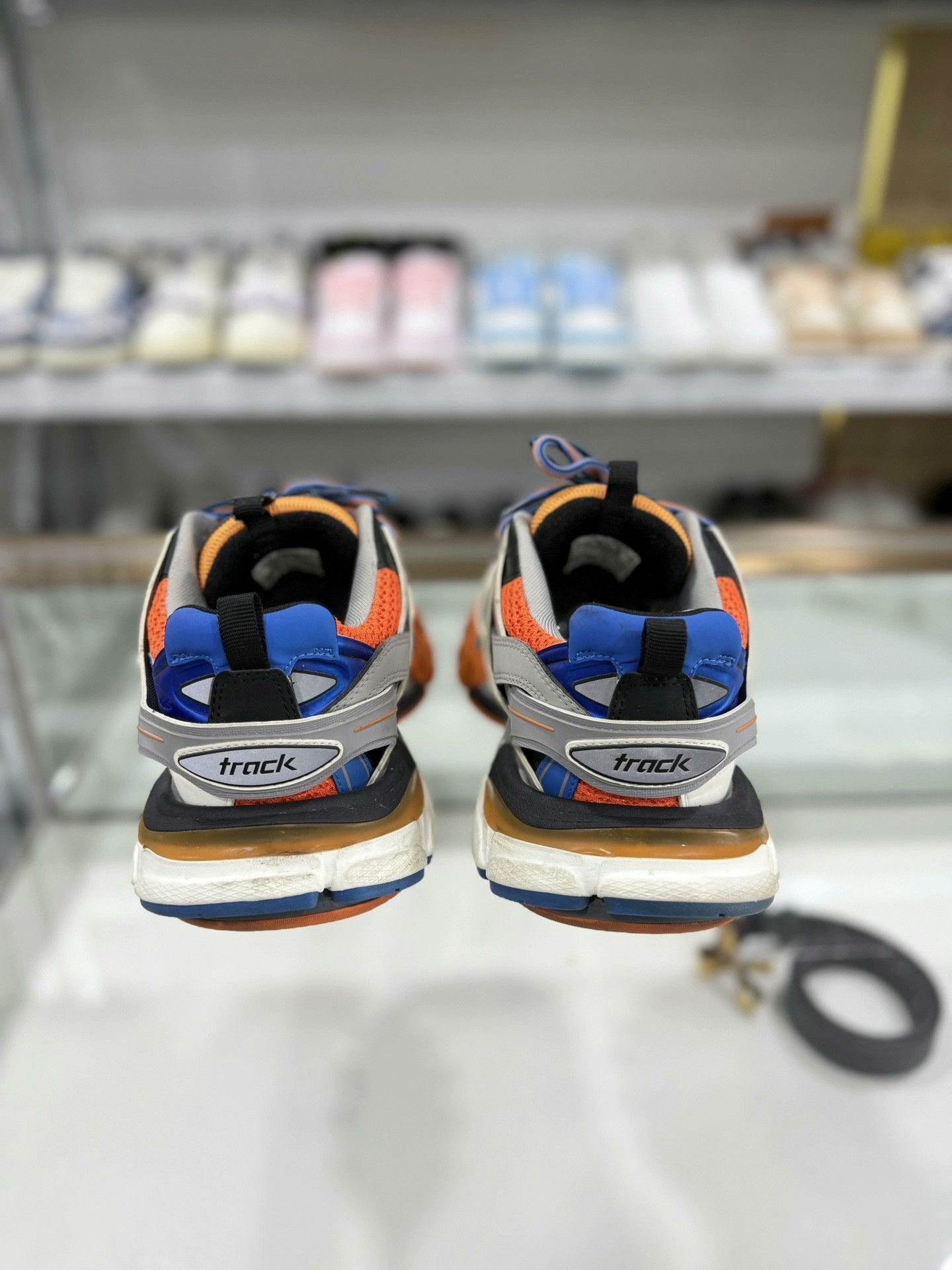 Balenciaga Balenciaga Track Dad Shoes Size US 6 / EU 39 - 3 Thumbnail