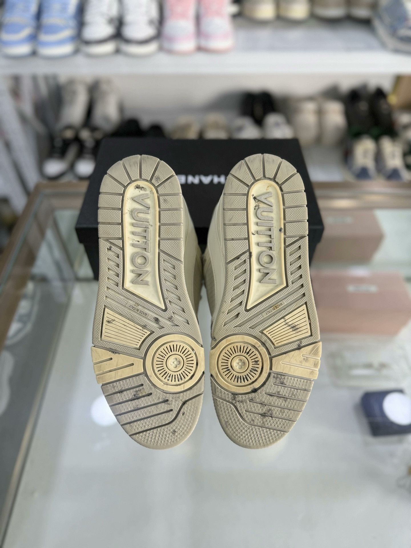 Louis Vuitton Louis Vuitton LV Trainer Ski Collection Size US 8.5 / EU 41-42 - 4 Thumbnail