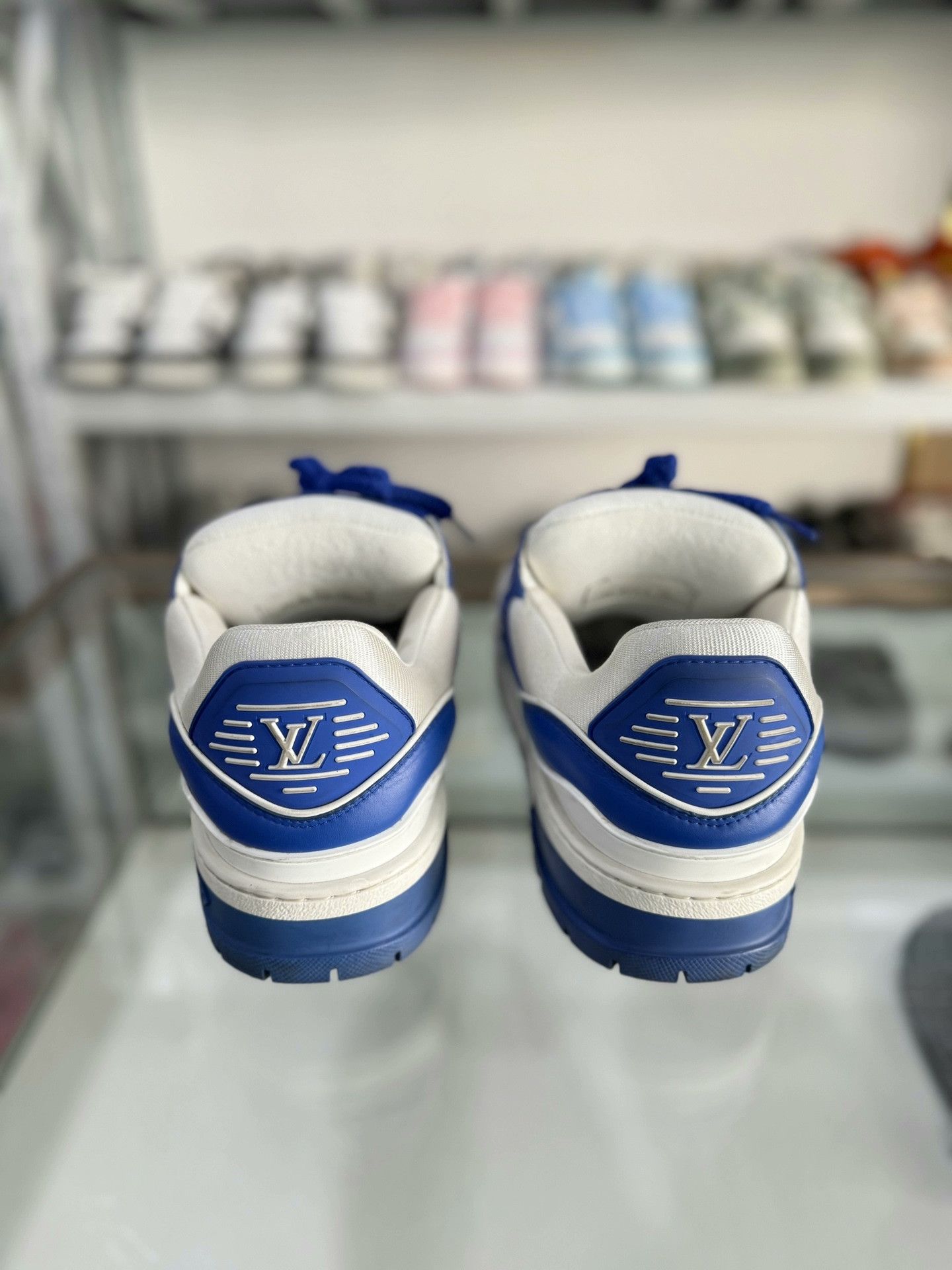 Louis Vuitton Louis Vuitton LV Trainer Blue White Size US 10 / EU 43 - 3 Thumbnail