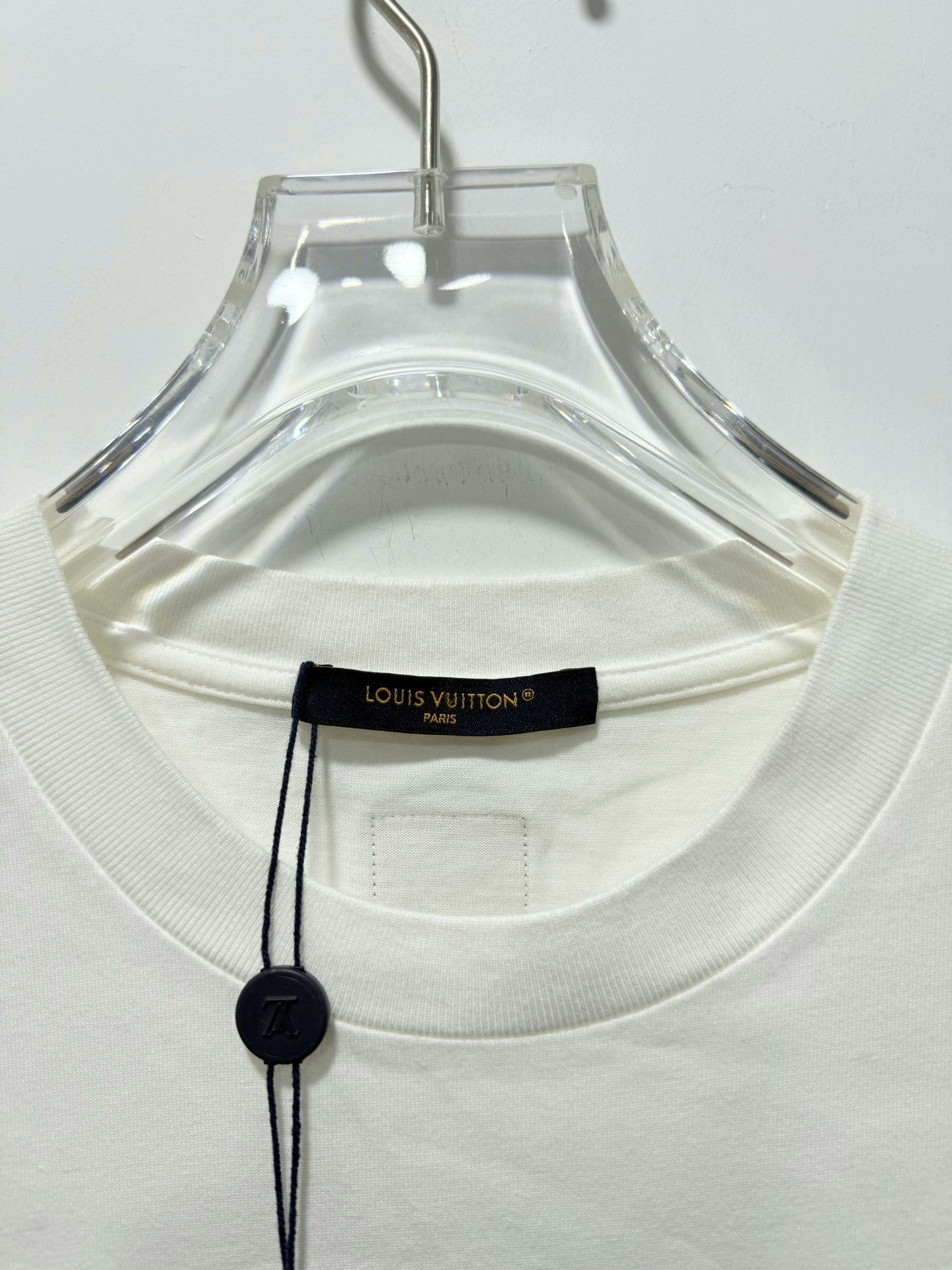 Louis Vuitton Louis Vuitton White Beaded Short Sleeve Size US M / EU 48-50 / 2 - 3 Thumbnail