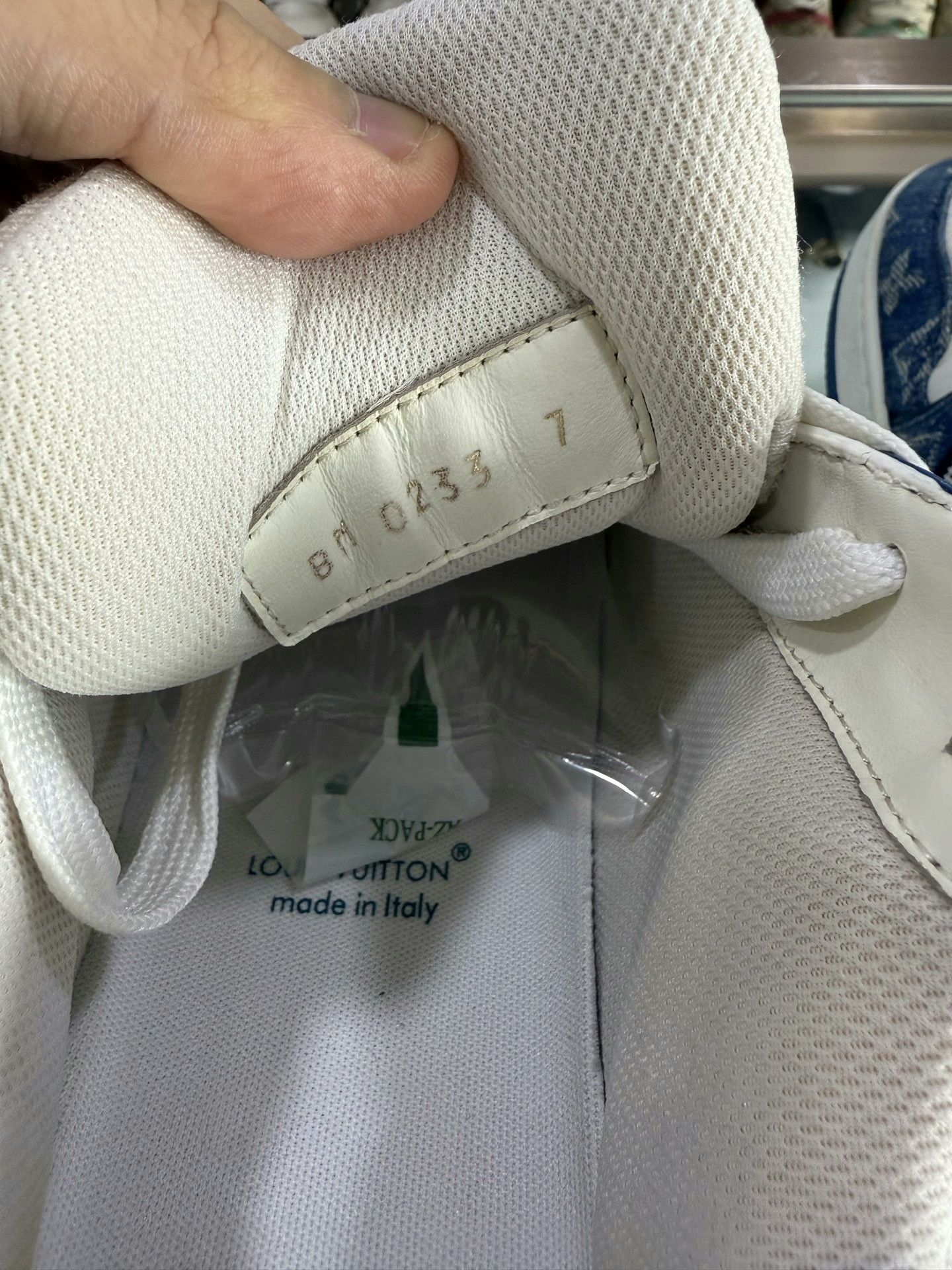 Louis Vuitton Louis Vuitton LV Trainer Men's Shoes Size US 8 / EU 41 - 5 Thumbnail
