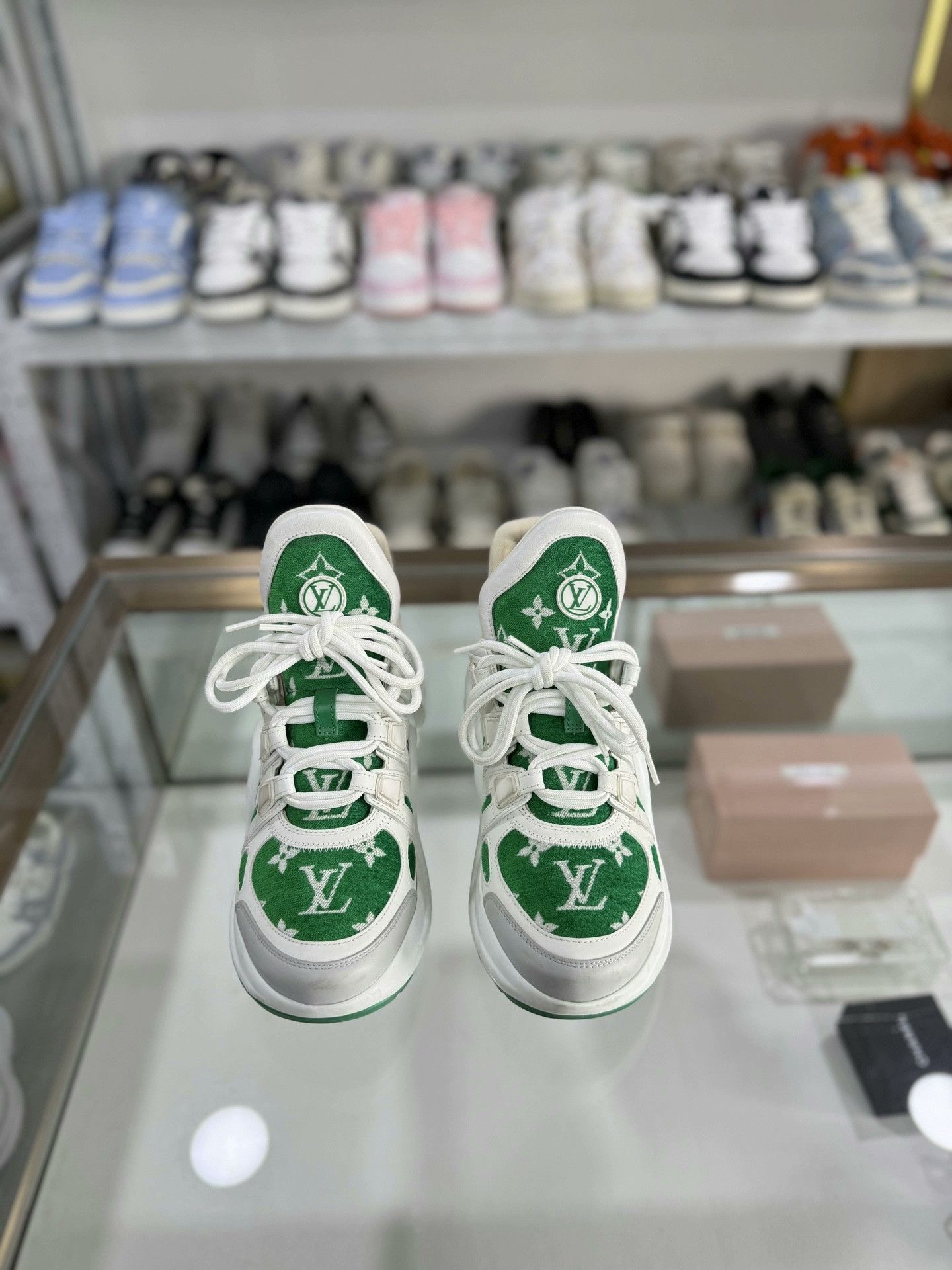 Louis Vuitton Louis Vuitton Green Flock Arch Dad Shoes 36.5 Size US 5.5 / IT 35.5 - 2 Thumbnail