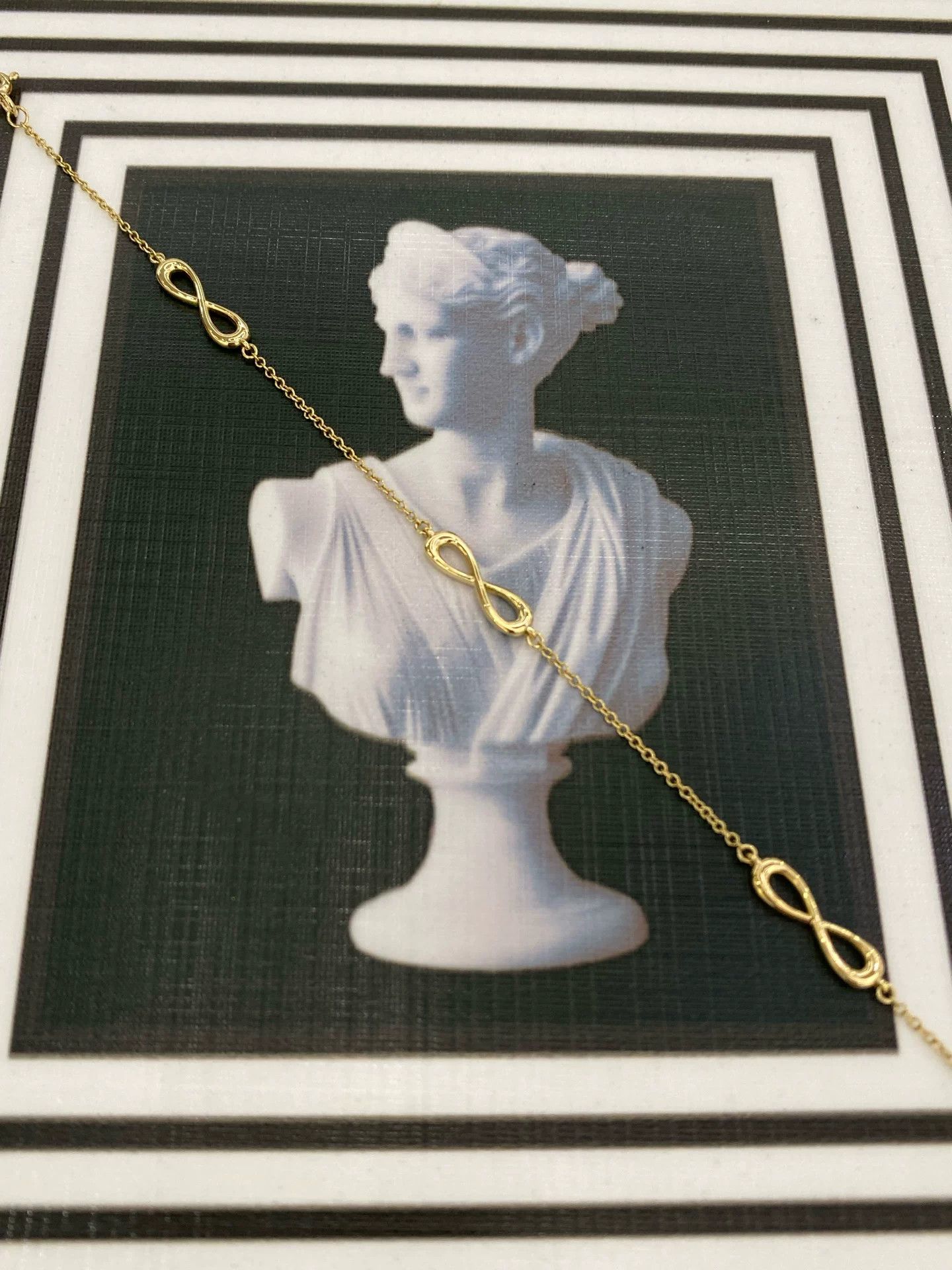 Tiffany & Co. Tiffany 18K Gold Infinity Ring Bracelet Size ONE SIZE - 2 Thumbnail