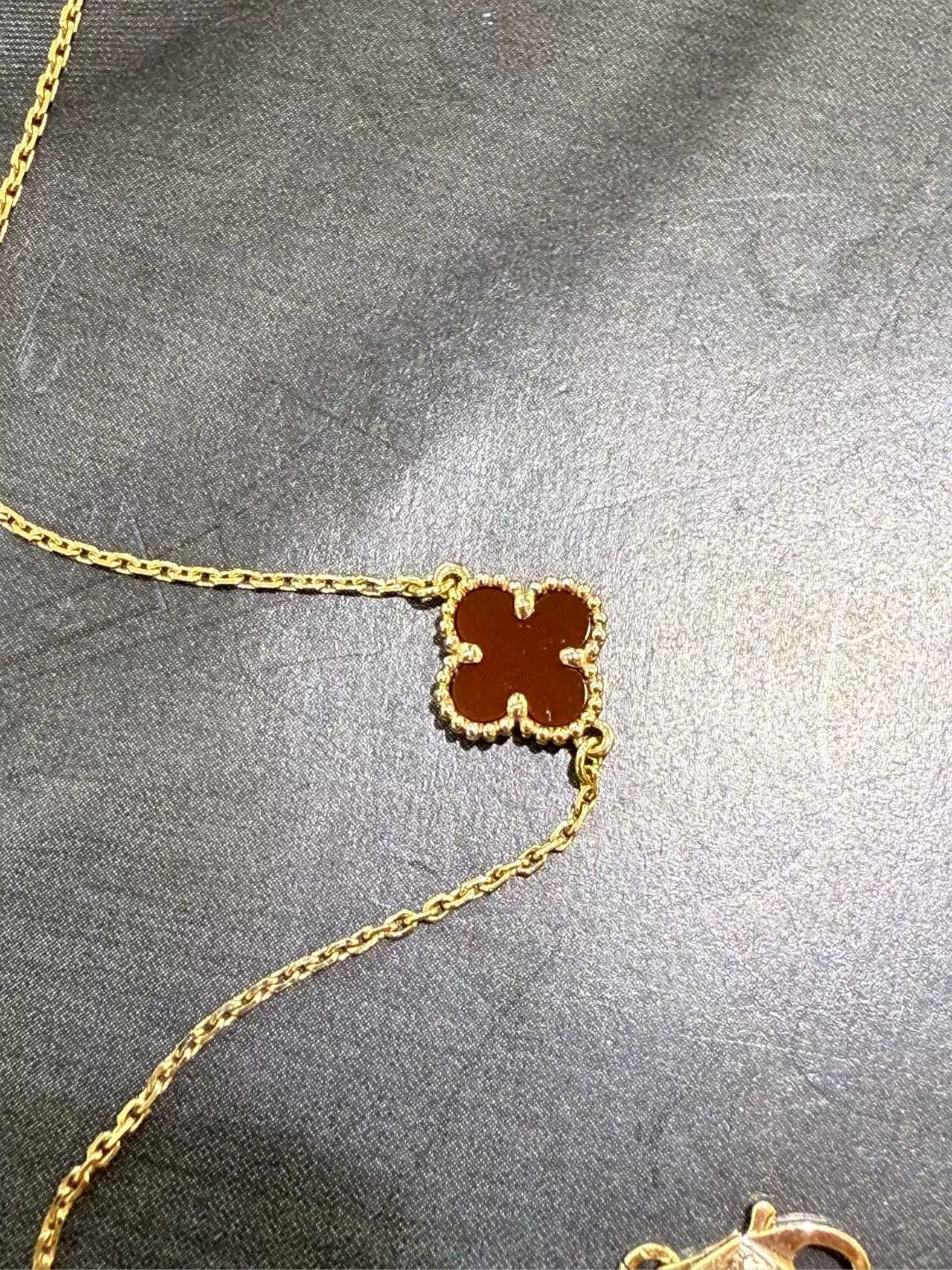 Van Cleef & Arpels VCA Van Cleef Clover Red Bracelet Size ONE SIZE - 3 Thumbnail