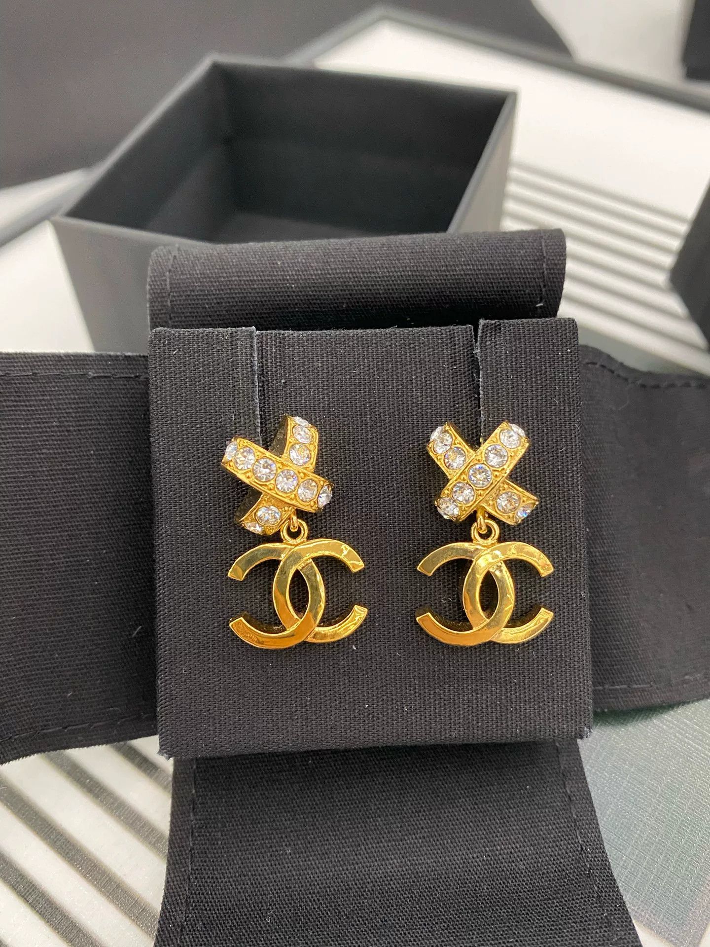 Chanel CHANEL 23P Gold Cross Crystal Double C Drop Earrings Size ONE SIZE - 2 Thumbnail