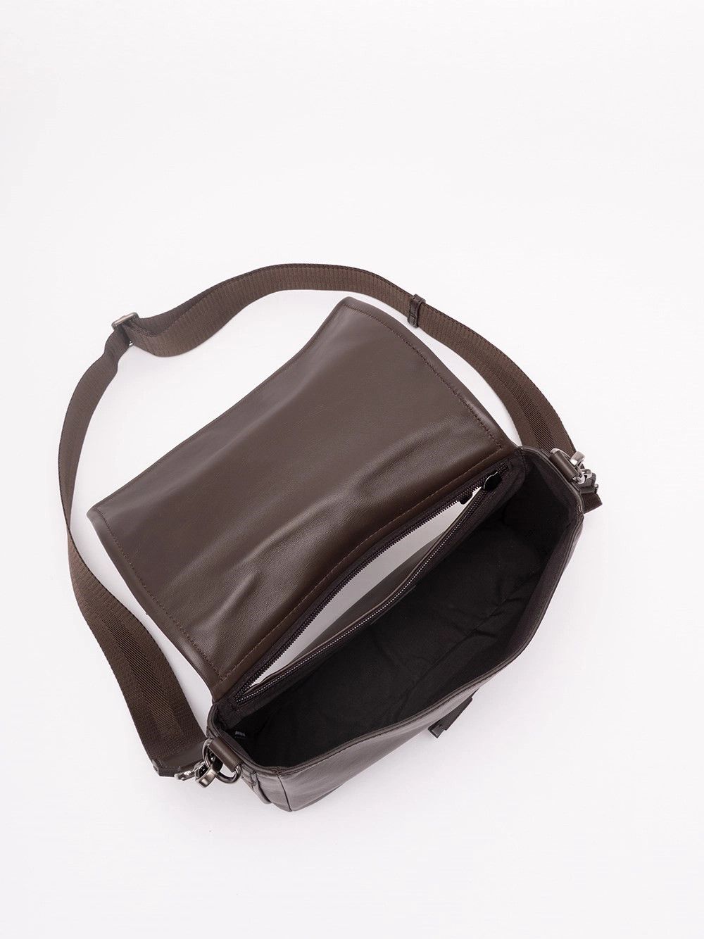 Fendi `Fendi Flux` Messenger Bag Size ONE SIZE - 7 Thumbnail