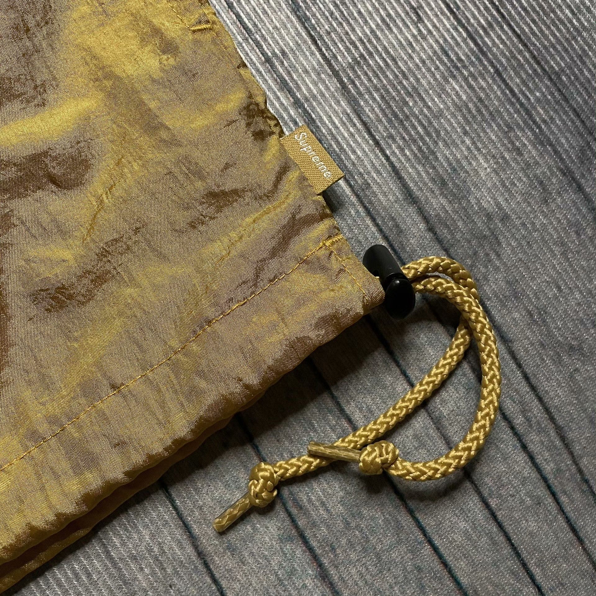 Supreme Supreme Nylon Packable Poncho Gold Size US M / EU 48-50 / 2 - 7 Thumbnail
