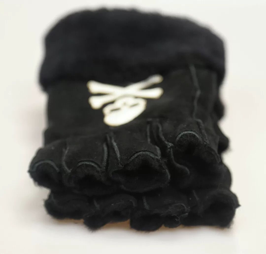 Mastermind Japan mastermind Japan MMJ Shearling Skull Gloves Size ONE SIZE - 5 Thumbnail