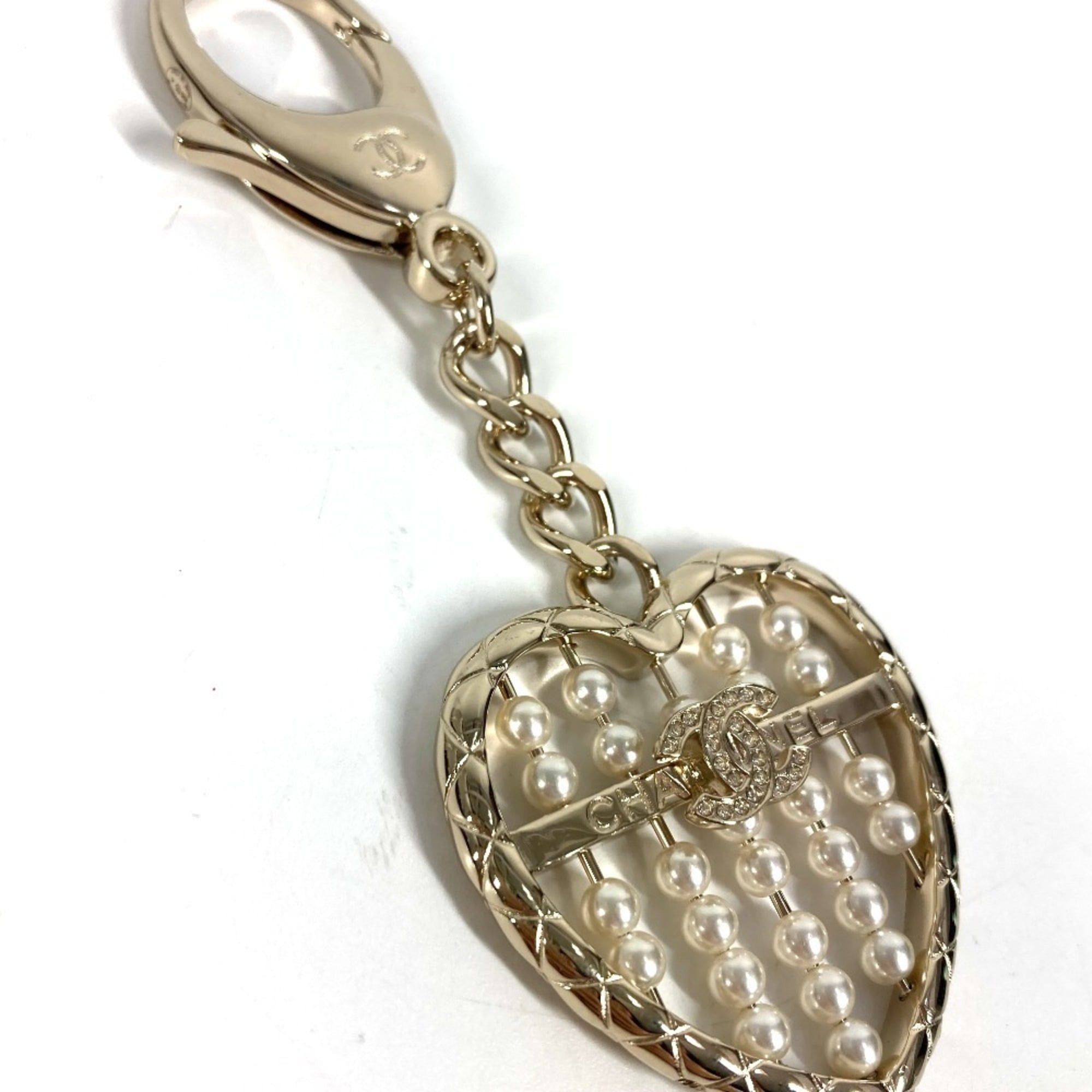 Chanel CHANEL ABG045 B25A Heart CC Coco Mark Logo Faux Pearl Rhinestone Bag Charm Chain Keychain Metal Women's Gold Like New Size ONE SIZE - 3 Thumbnail