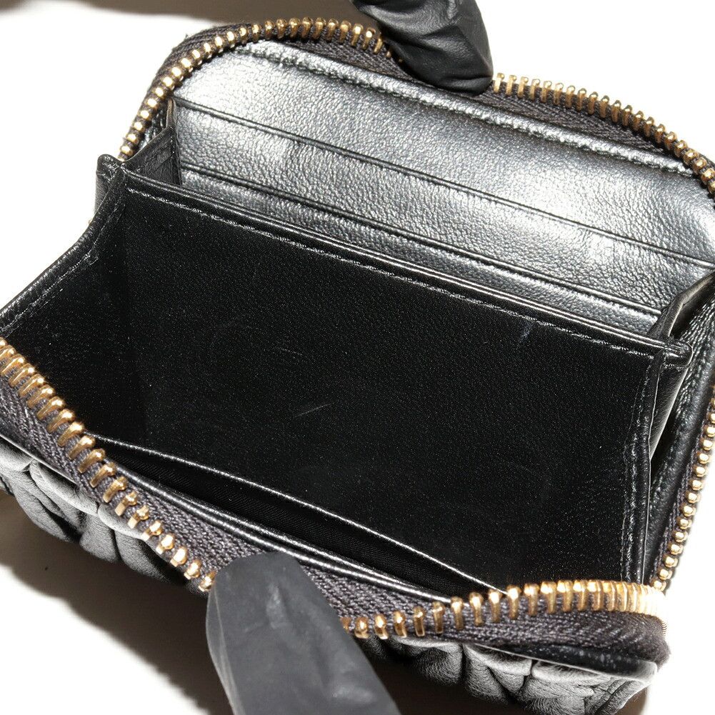 Miu Miu Miu Miu Miu Miu Matelassé Lambskin Coin Case Leather Coin Case 5MM268 DUTY FREE for USA Size ONE SIZE - 4 Thumbnail