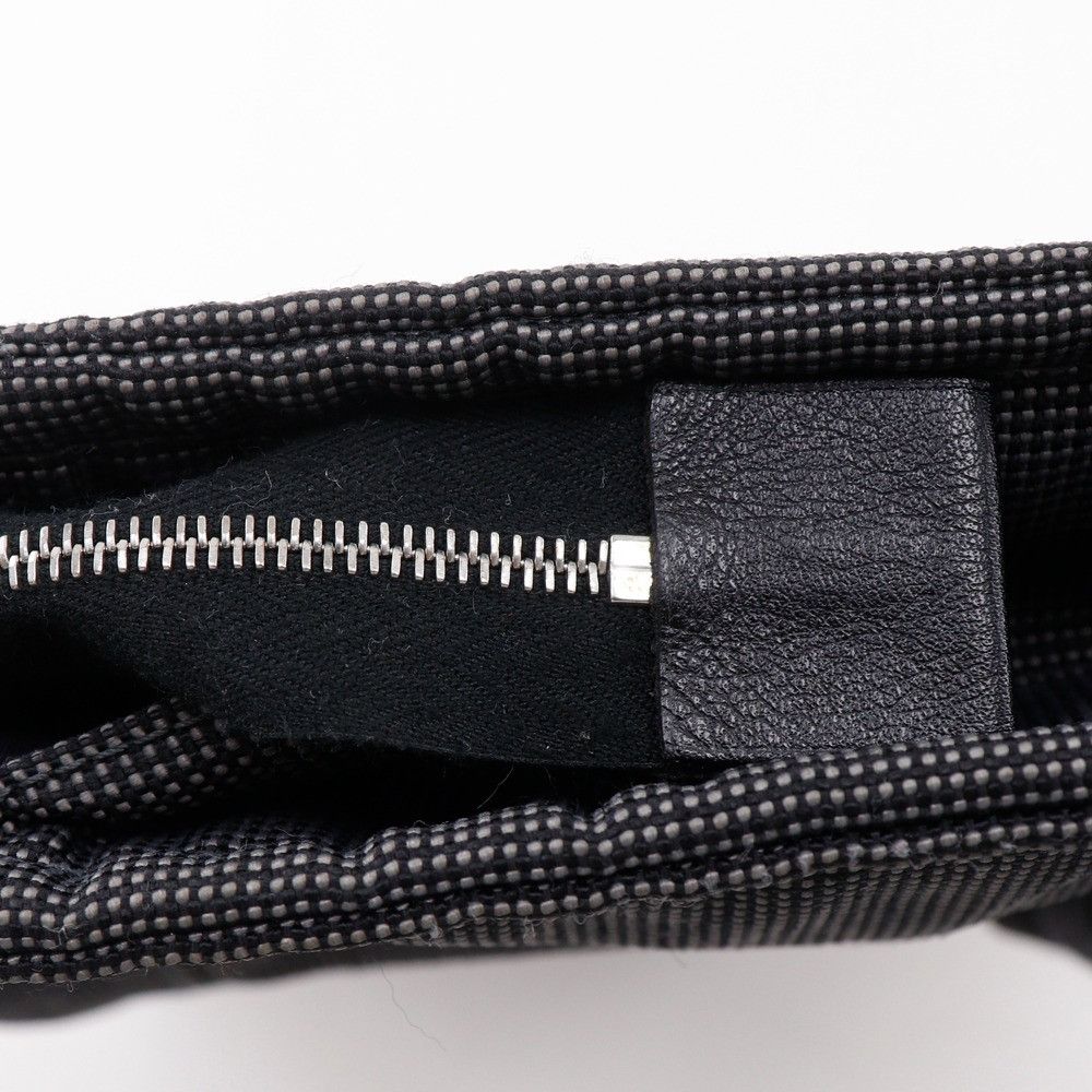 Hermes Hermes Hermès Herline Pouch MM Nylon Canvas Clutch Bag Textile Vanity Bag DUTY FREE for USA Size ONE SIZE - 10 Thumbnail