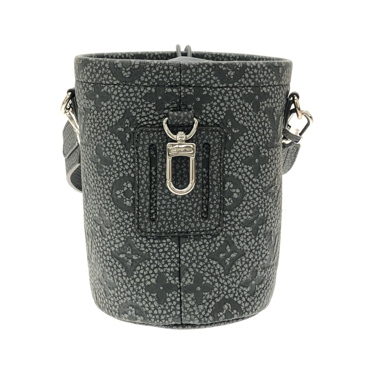 Louis Vuitton Louis Vuitton Louis Vuitton Chalk Pouch Calf Accessory Pouch Leather Vanity Bag M81572 DUTY FREE for USA Size ONE SIZE - 2 Thumbnail