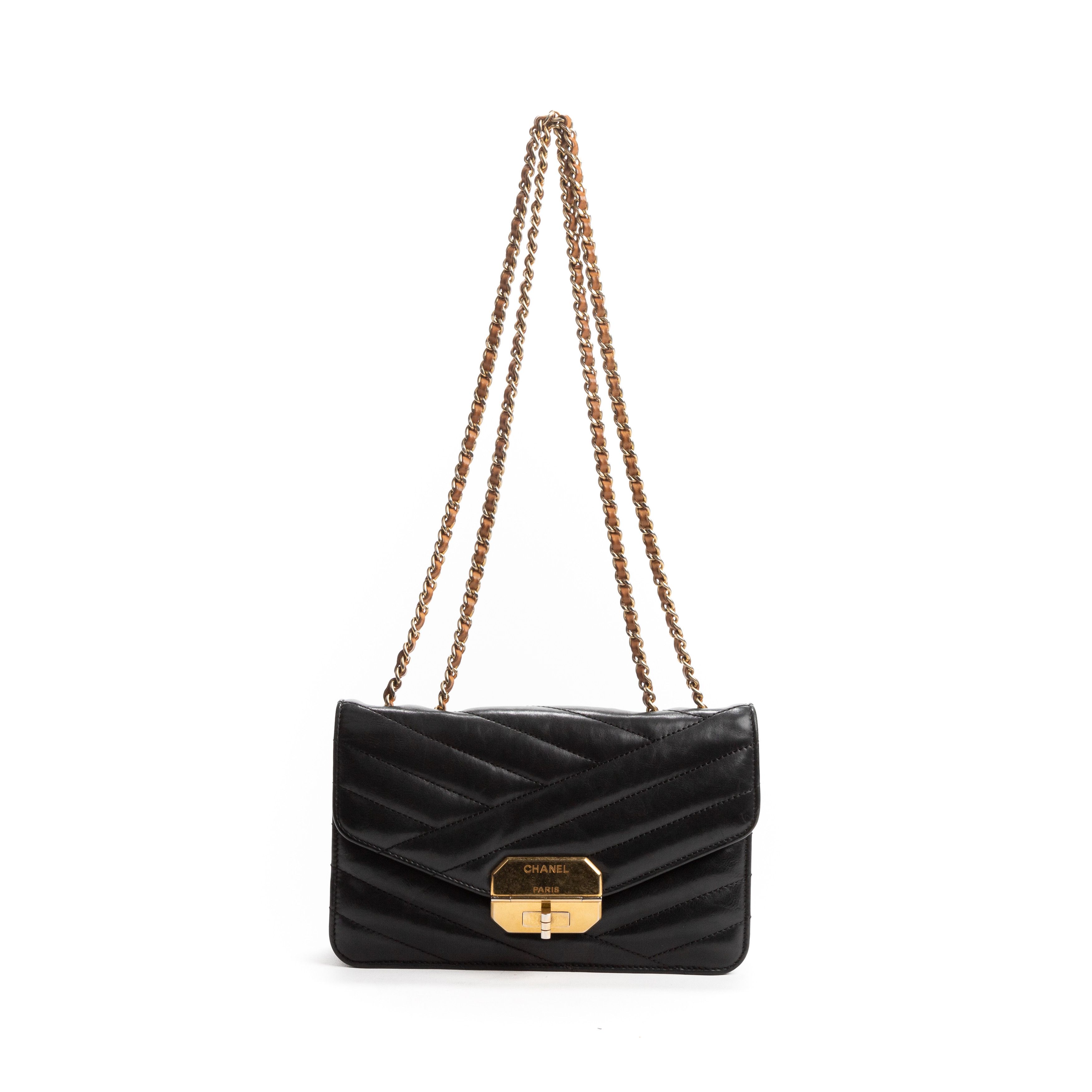 Chanel Gabrielle Flap Small Size ONE SIZE - 3 Thumbnail