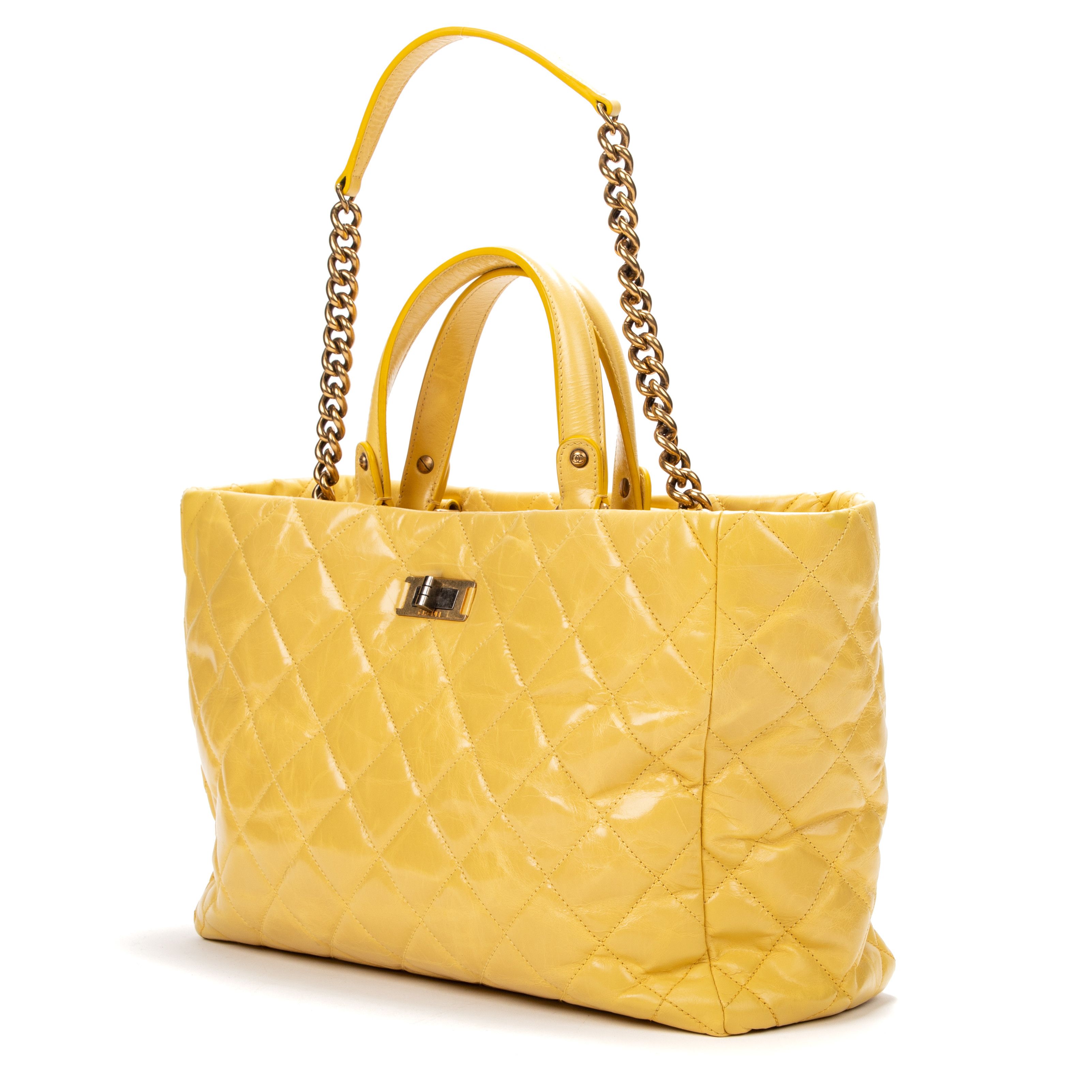 Chanel Reissue Top Handle Shopper Size ONE SIZE - 2 Thumbnail
