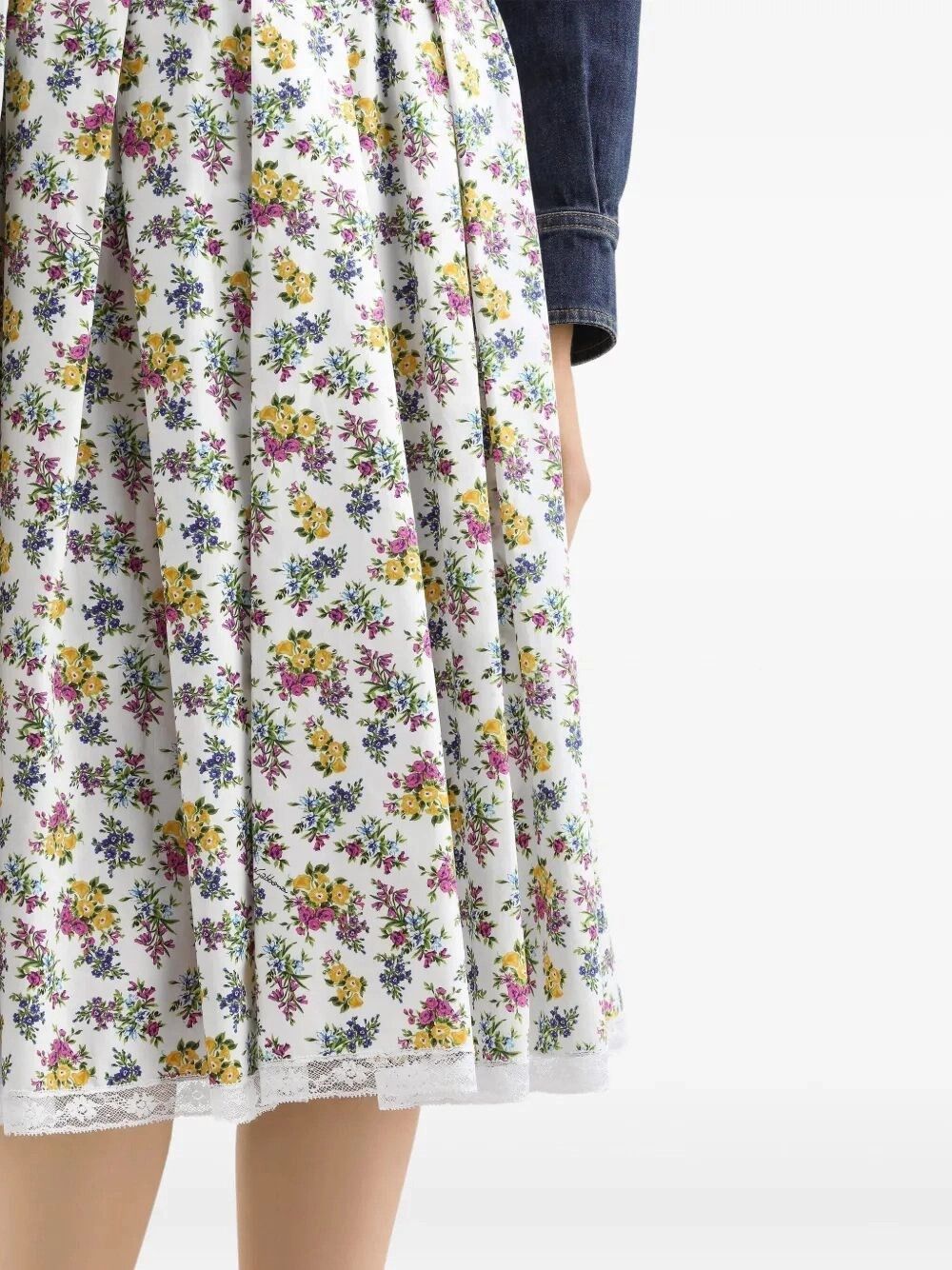 Dolce & Gabbana Skirt Size 28" / US 6 / IT 42 - 4 Thumbnail