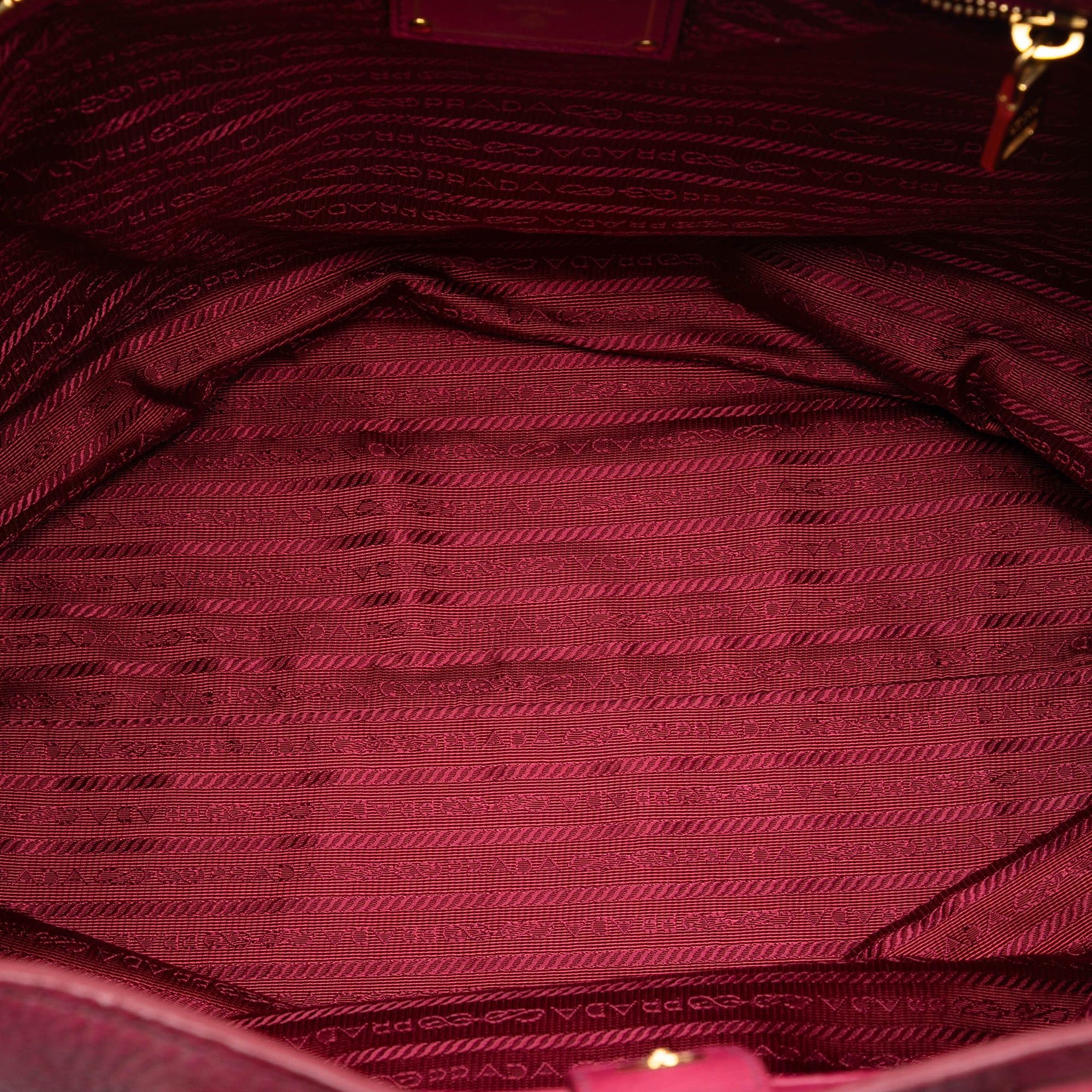 Prada Vitello Daino Embossed Canapa Logo Open Convertible Tote Size ONE SIZE - 4 Thumbnail