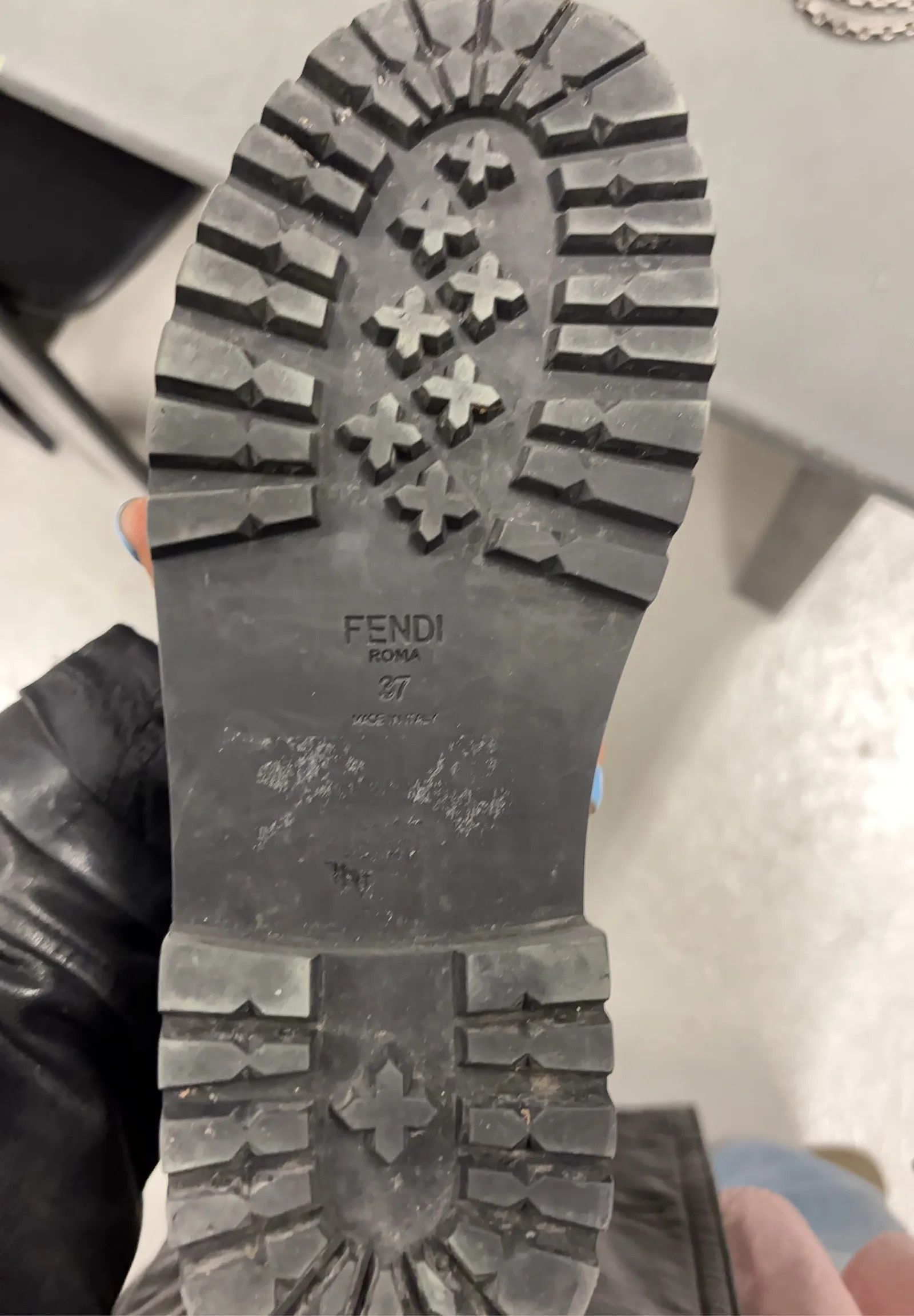 Fendi Fendi Boots Size US 7 / IT 37 - 2 Thumbnail