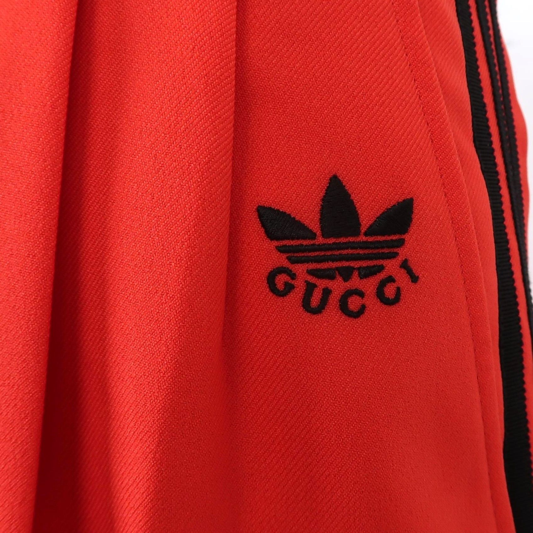 Gucci Gucci x Adidas Clover Logo Stripe Shorts M Size US 32 / EU 48 - 6 Thumbnail