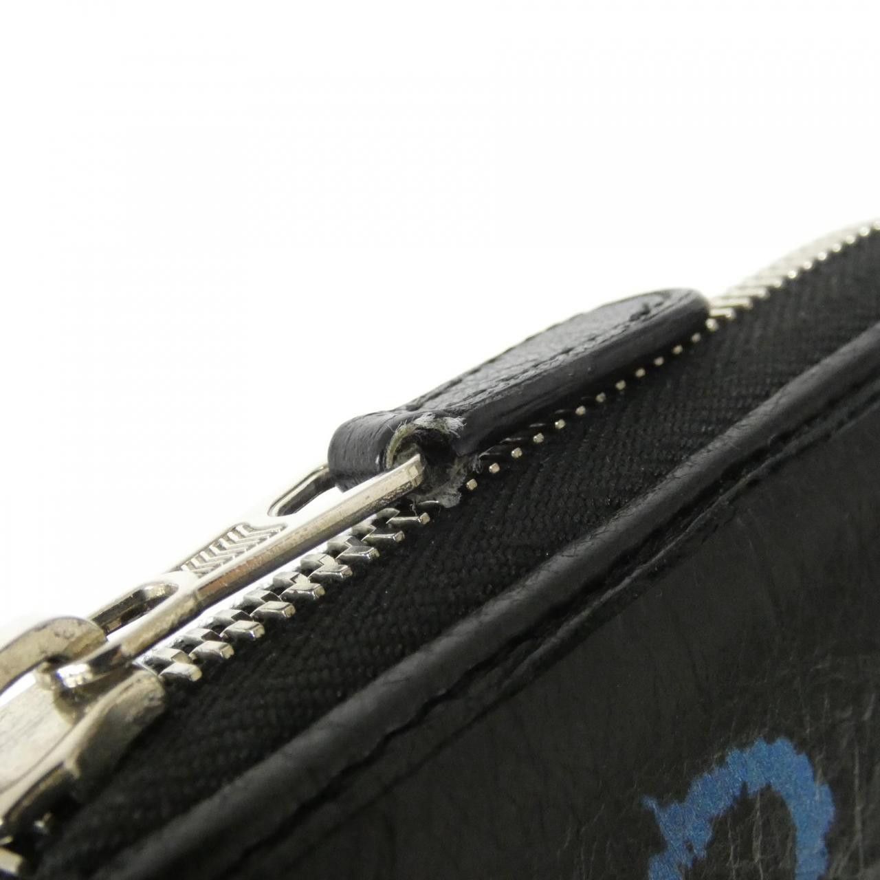 Balenciaga Balenciaga Balenciaga Leather Long Wallet Leather Long Wallet 443655 0FE4N DUTY FREE for USA Size ONE SIZE - 4 Thumbnail