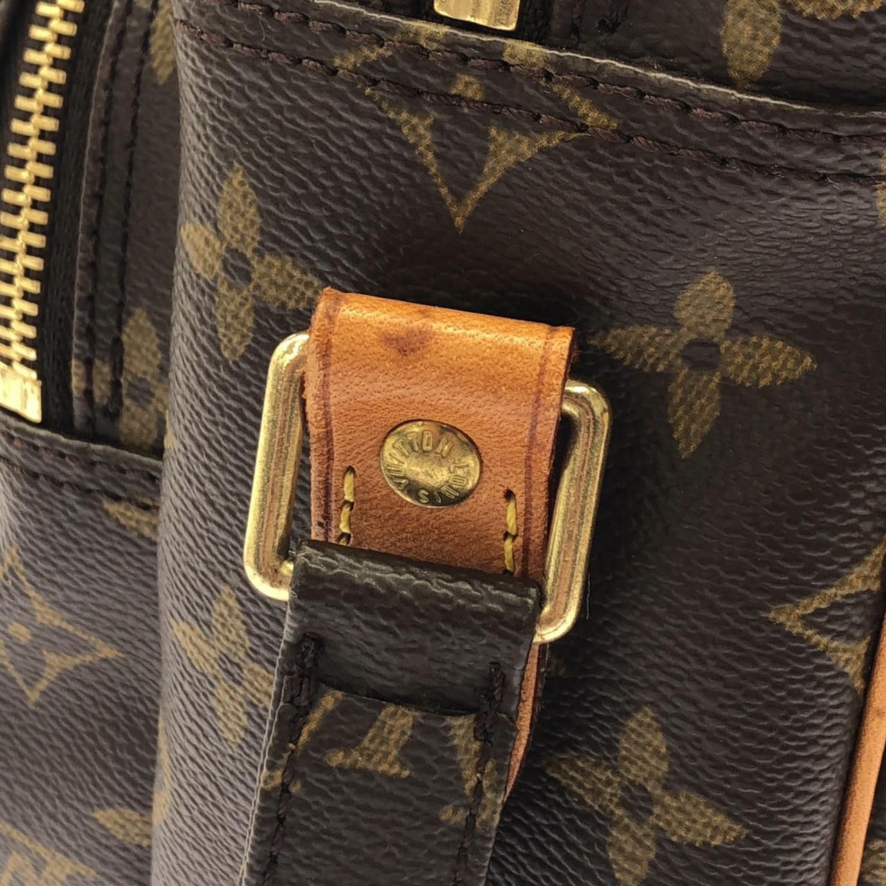 Louis Vuitton Louis Vuitton Louis Vuitton Monogram Shoulder Bag Textile Shoulder Bag M45244 DUTY FREE for USA Size ONE SIZE - 4 Thumbnail