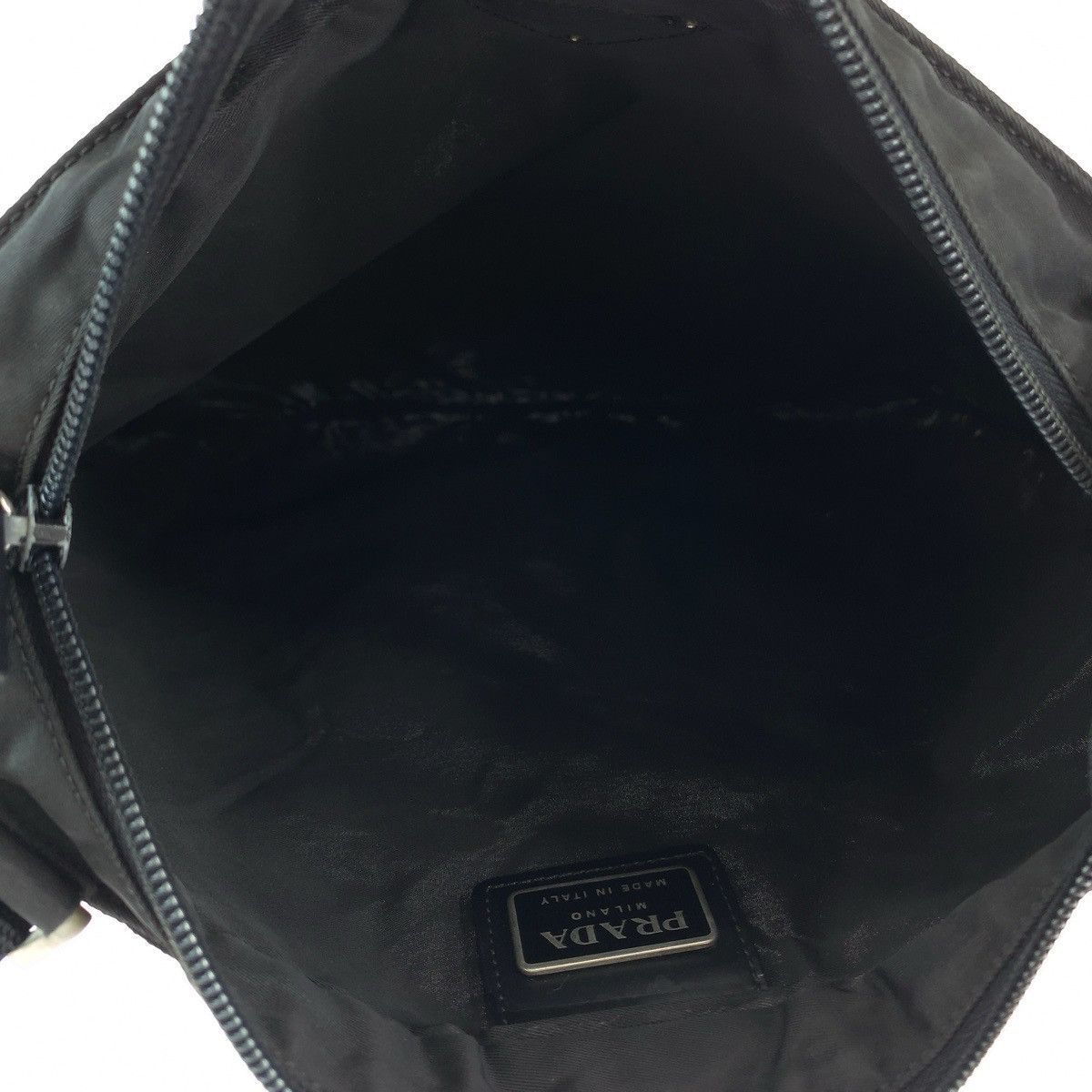Prada Prada PRADA Tessuto Triangle Logo Plate Nylon Shoulder Bag Textile Shoulder Bag DUTY FREE for USA Size ONE SIZE - 9 Thumbnail