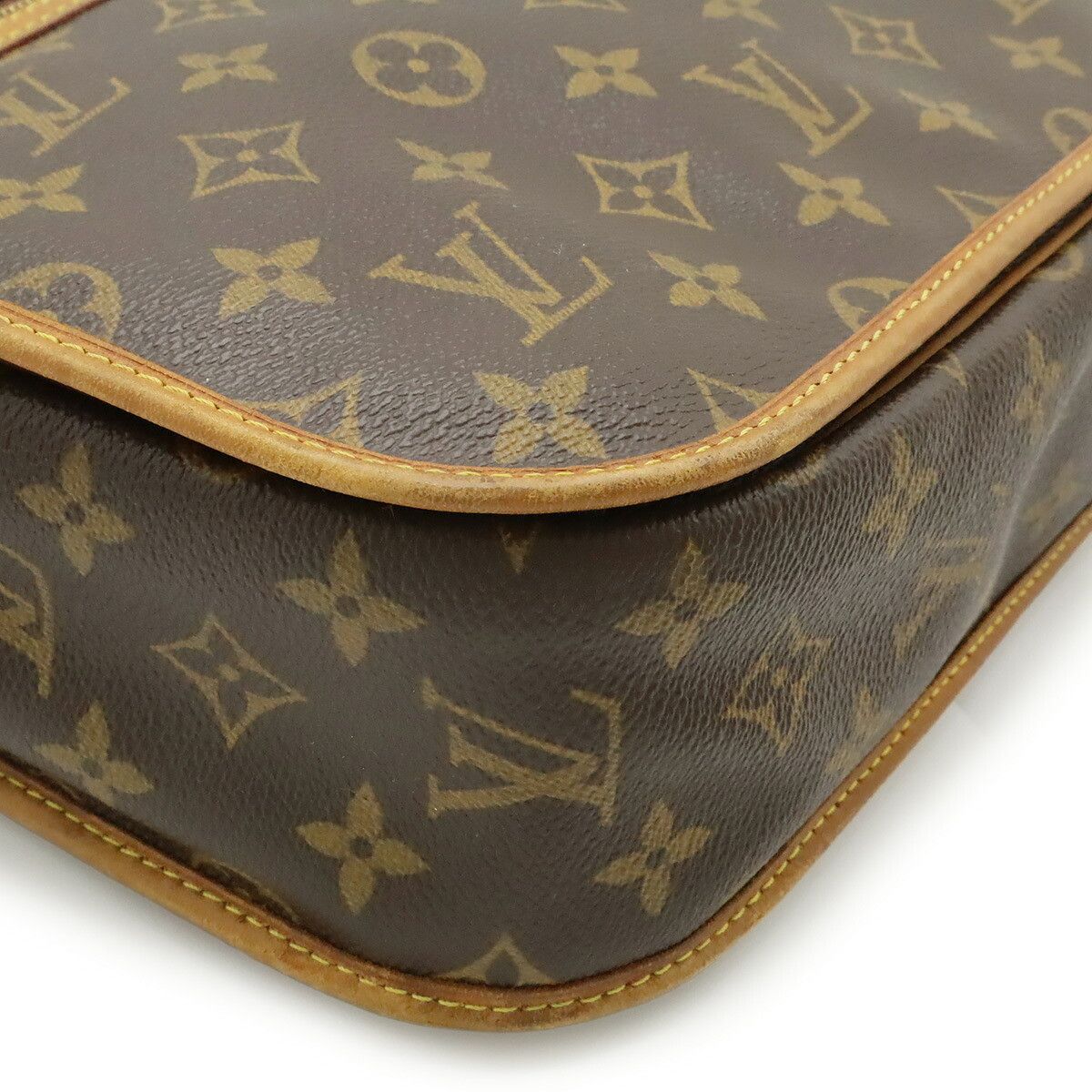 Louis Vuitton Louis Vuitton Louis Vuitton Bosphore PM Monogram Shoulder Bag Textile Crossbody Bag M40106 DUTY FREE for USA Size ONE SIZE - 3 Thumbnail