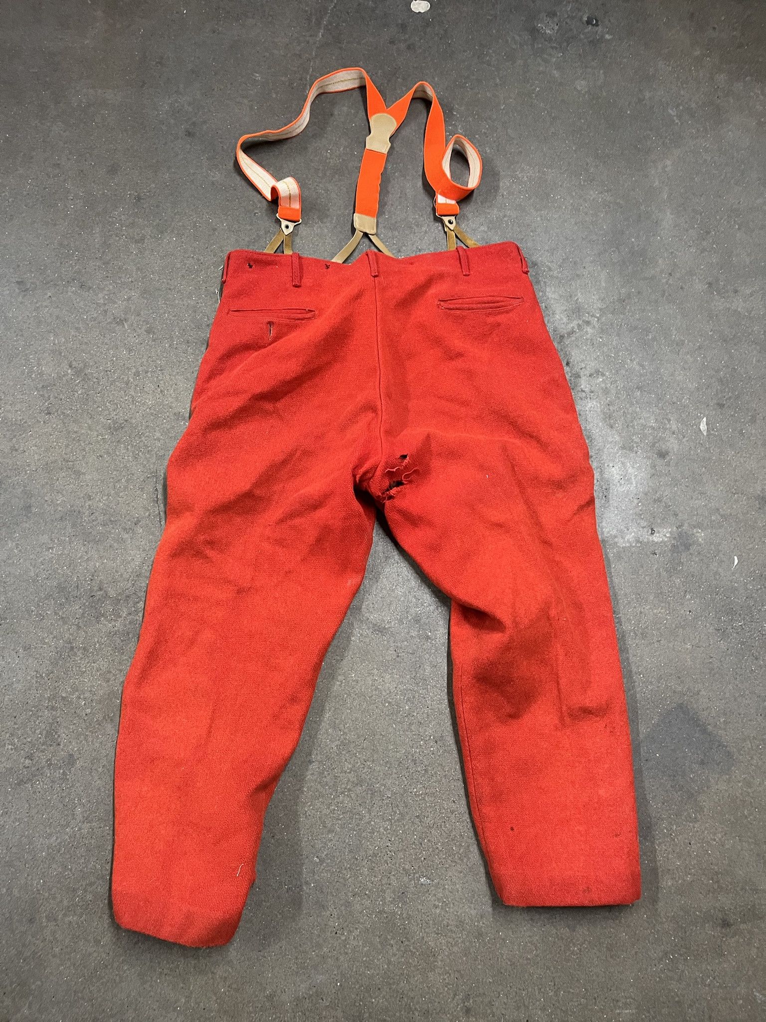 Vintage × Woolrich Woolen Mills Vintage 1960s Distressed Red Wool Trousers With Suspenders Size 41 Size US 41 - 3 Thumbnail