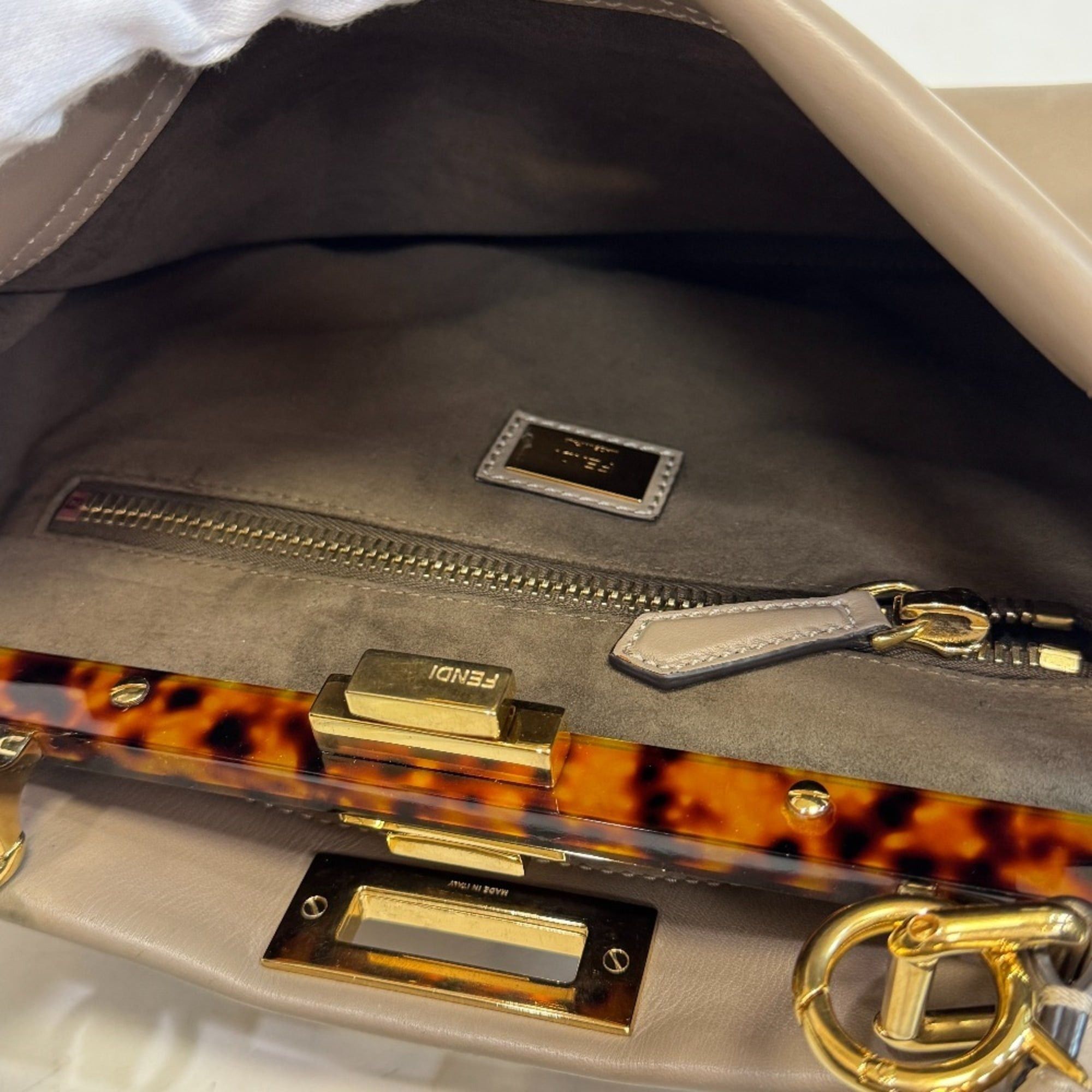 Fendi FENDI 8BN290 Peekaboo Regular Shoulder Bag/Handbag, Gray Size ONE SIZE - 8 Thumbnail