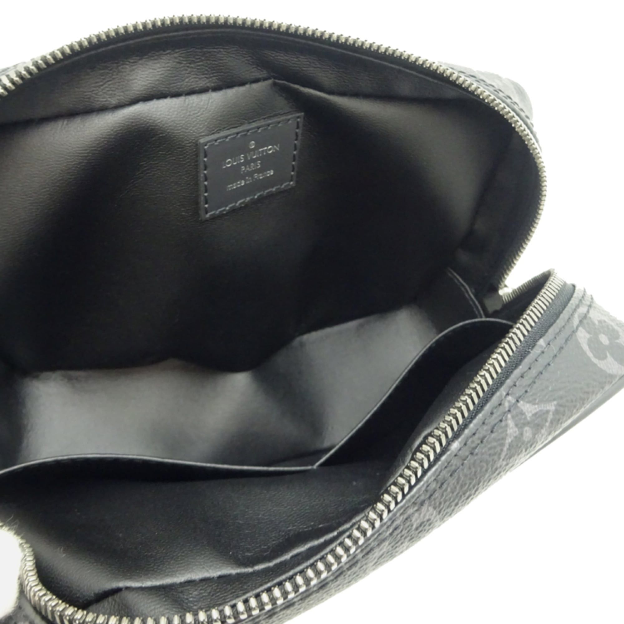 Louis Vuitton Louis Vuitton True Toilette PM Women's/Men's Second Bag M46577 (Discontinued) Monogram Eclipse Black Size ONE SIZE - 5 Thumbnail