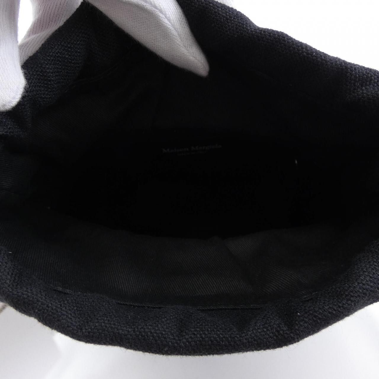 Maison Margiela Maison Margiela Maison Margiela SB1WG0018 Grained Calf Leather Bag Leather Crossbody Bag SB1WG0018 DUTY FREE for USA Size ONE SIZE - 6 Thumbnail