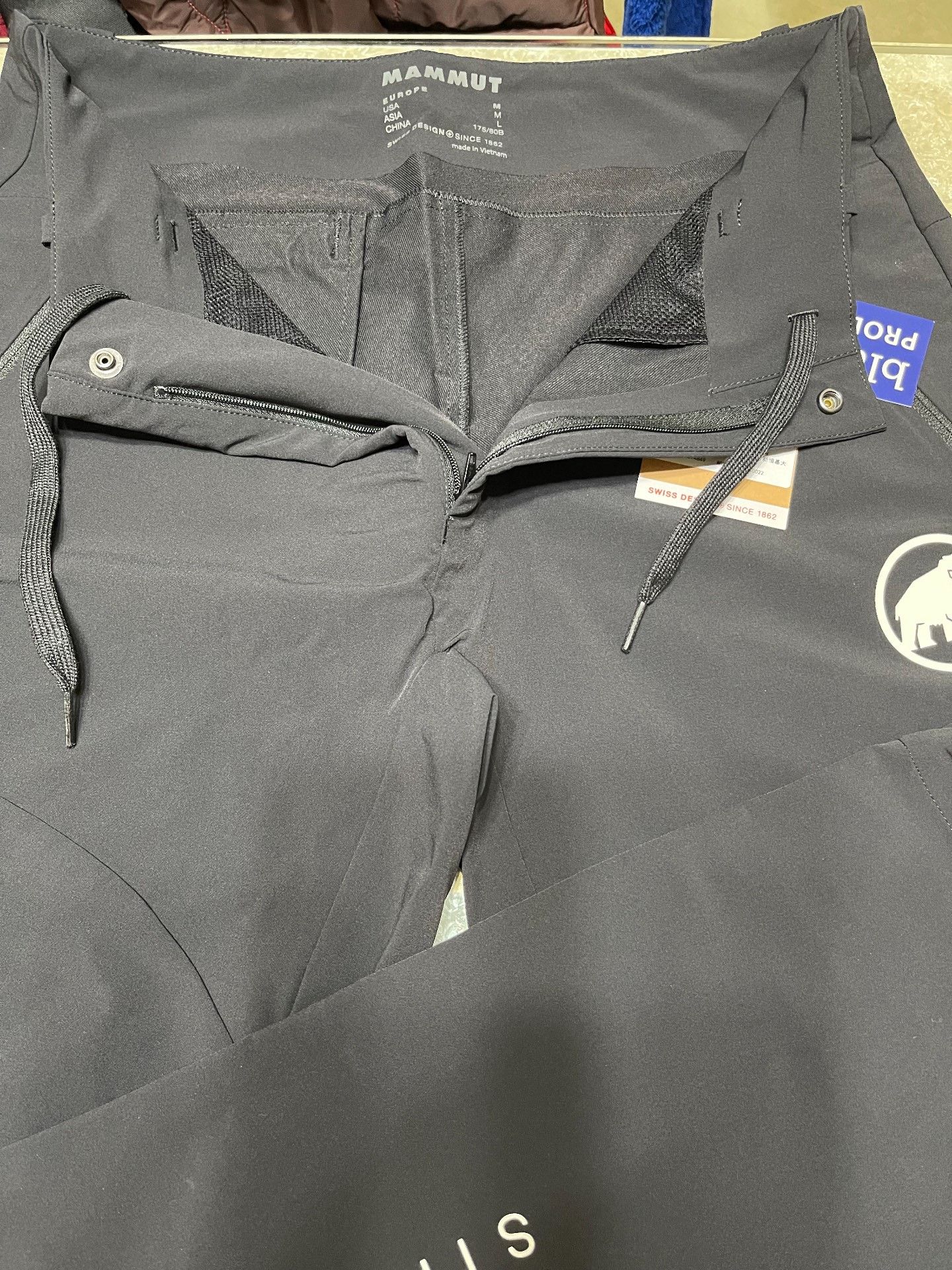 Mammut Mammut Trekkers 3.0 160th Anniversary Pants Size US 32 / EU 48 - 2 Thumbnail