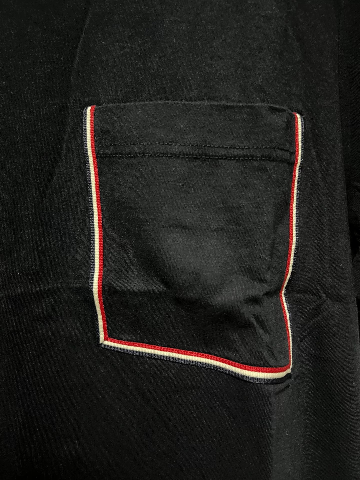 Moncler Moncler Black Label Logo Short-Sleeve T-Shirt Size US XL / EU 56 / 4 - 4 Thumbnail
