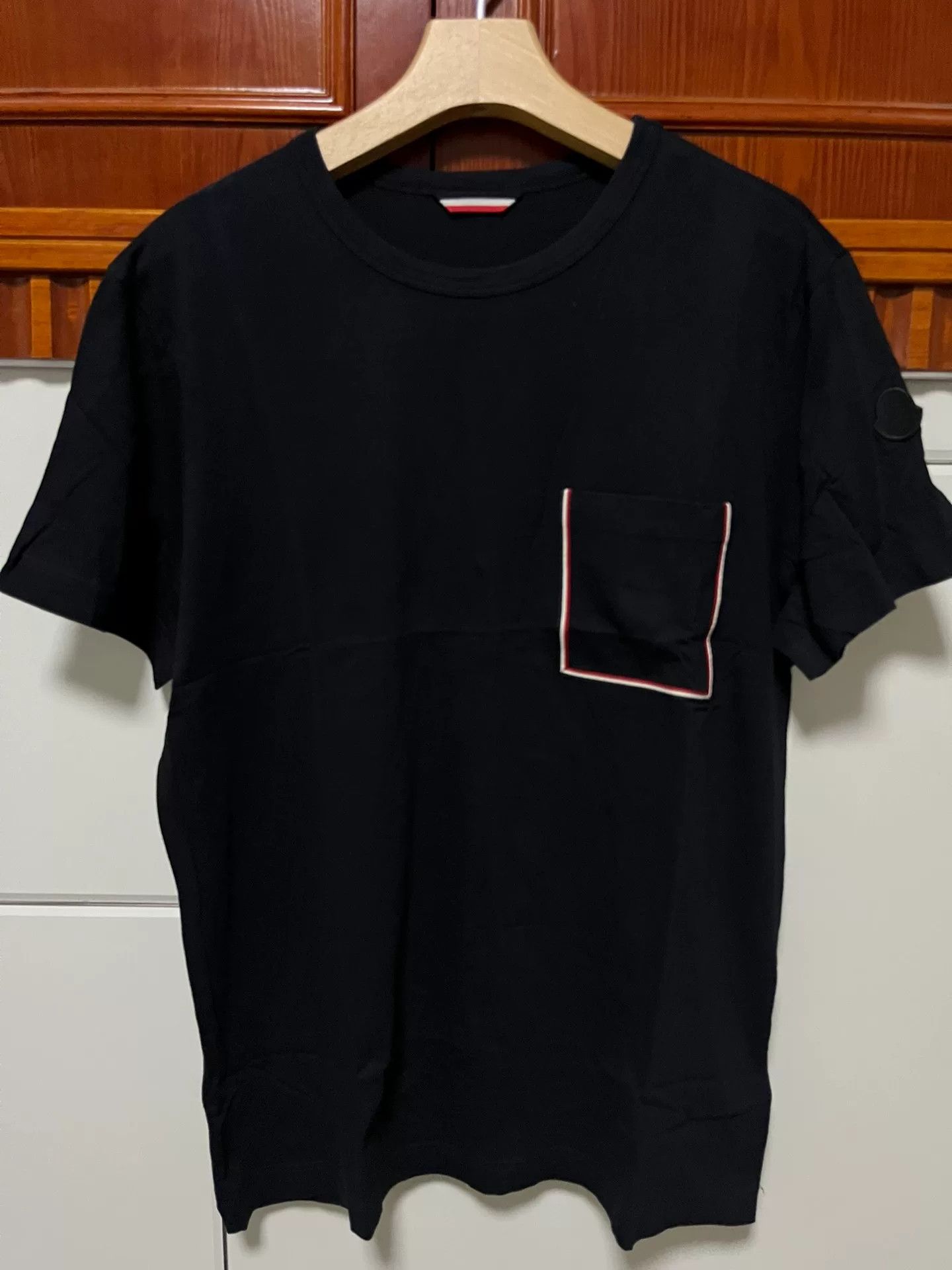 Moncler Moncler Black Label Logo Short-Sleeve T-Shirt Size US XL / EU 56 / 4 - 2 Thumbnail