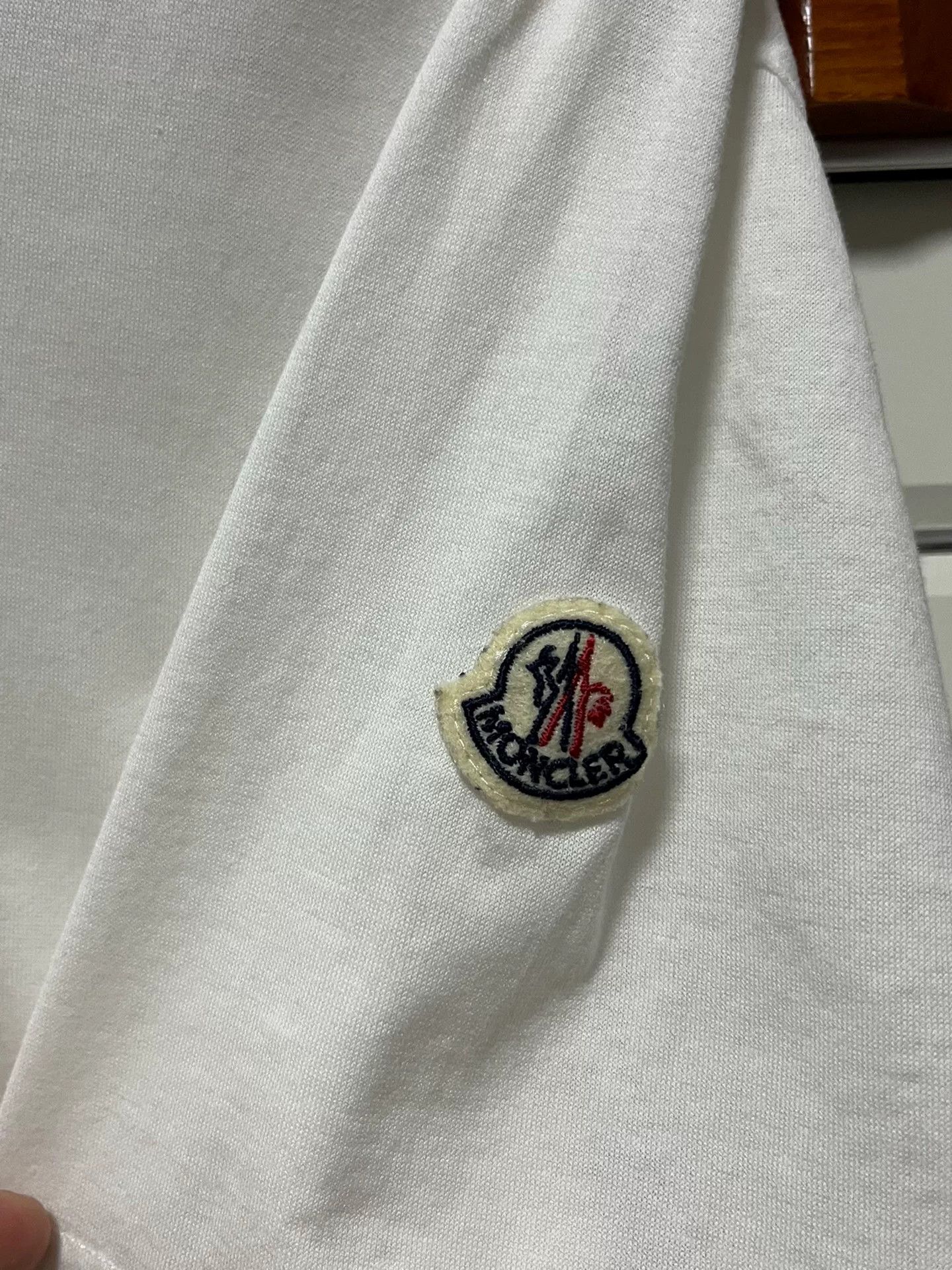 Moncler Moncler Men's Short Sleeve Logo T-shirt Size US XL / EU 56 / 4 - 5 Thumbnail