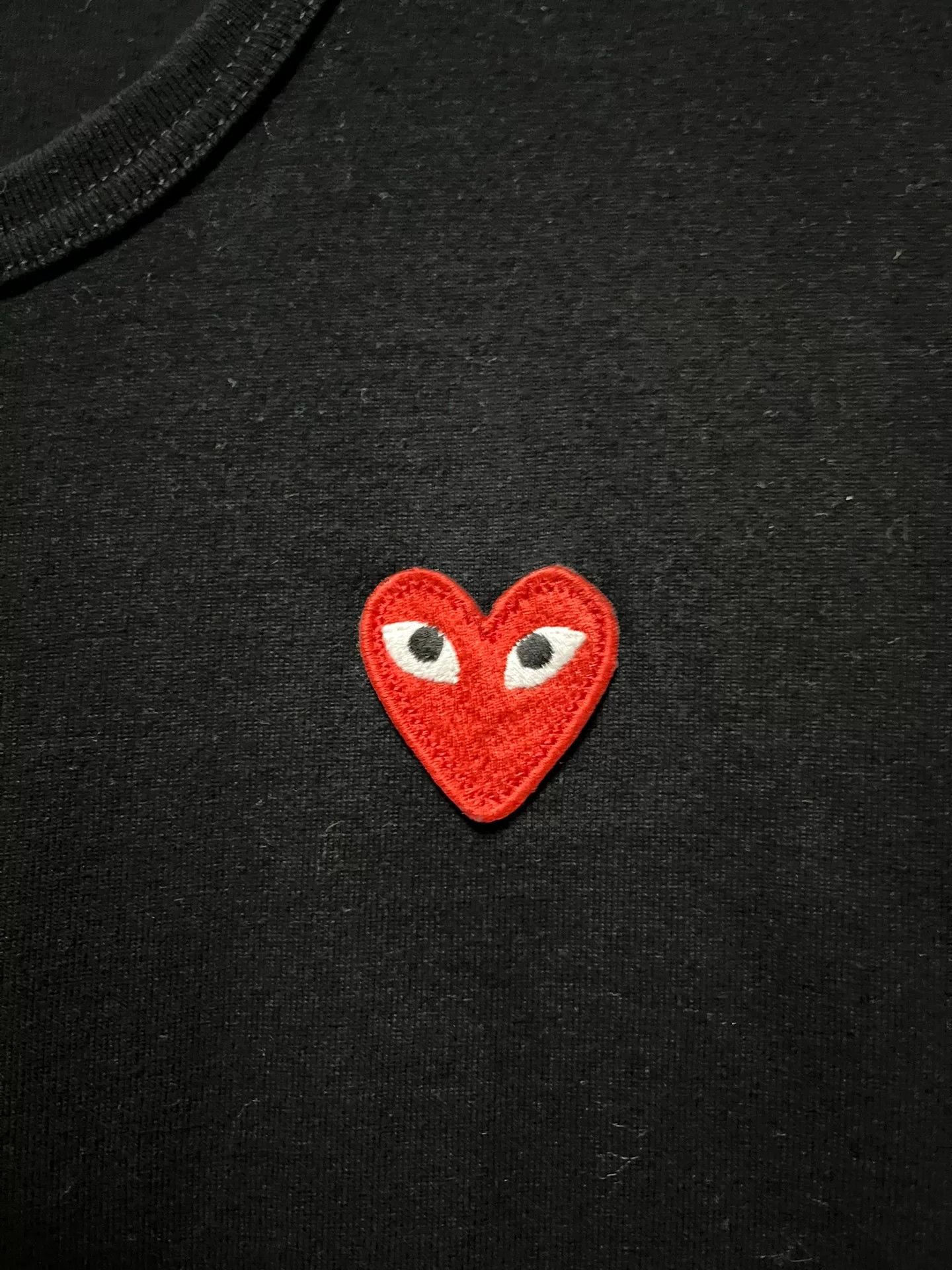 Comme des Garcons PLAY CDG PLAY Heavyweight Short-Sleeve T-Shirt Size US XL / EU 56 / 4 - 3 Thumbnail