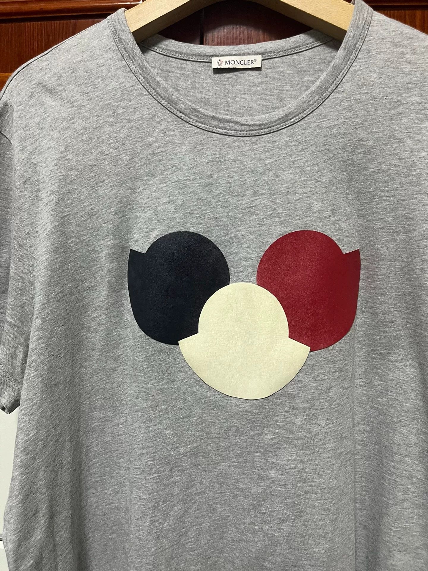 Moncler Moncler Short-Sleeve Logo Patchwork T-Shirt Size US XL / EU 56 / 4 - 2 Thumbnail