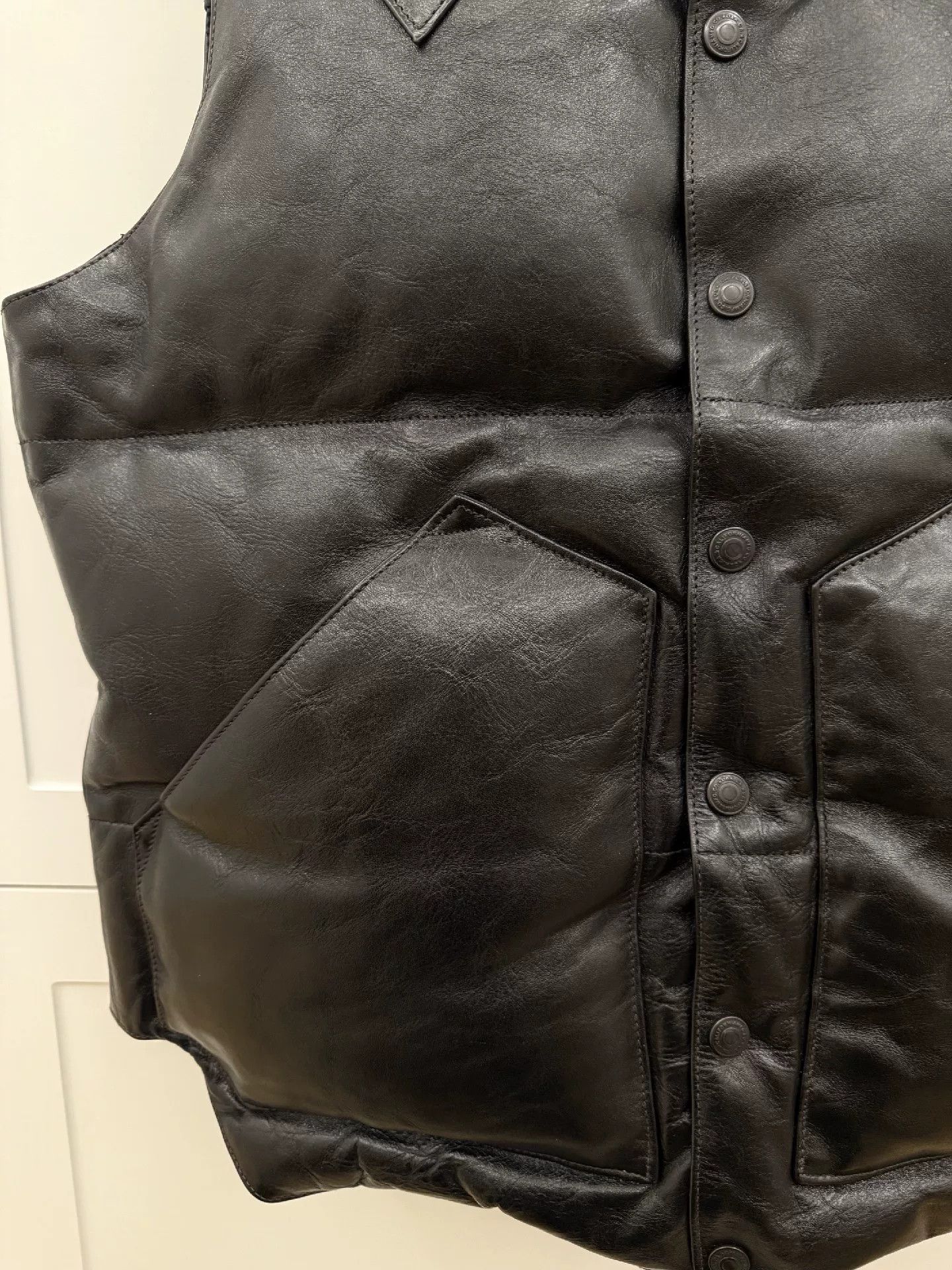 Rainbow Country Rainbow Country Black Horsehide Down Vest Size US S / EU 44-46 / 1 - 3 Thumbnail
