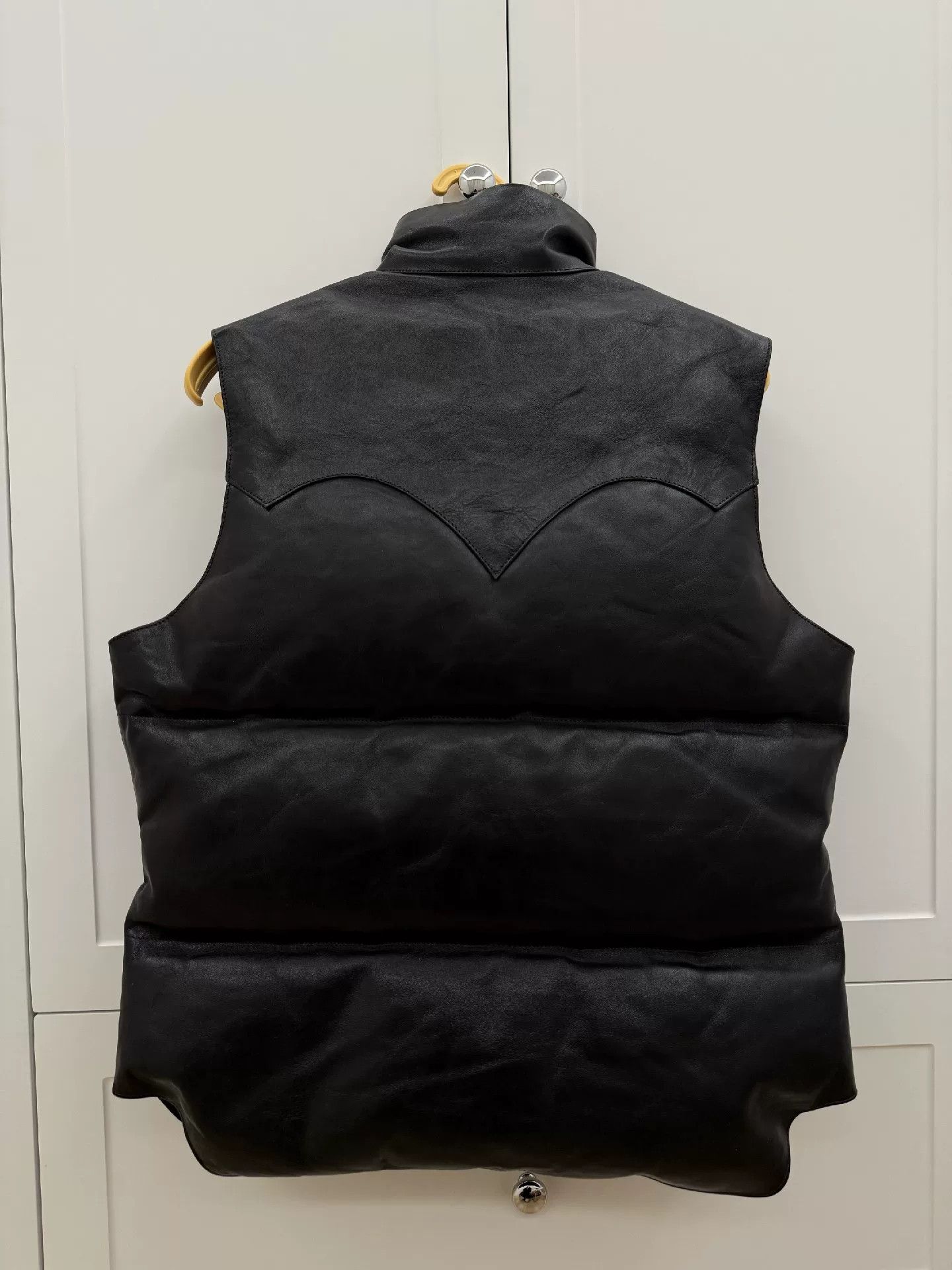 Rainbow Country Rainbow Country Black Horsehide Down Vest Size US S / EU 44-46 / 1 - 2 Thumbnail
