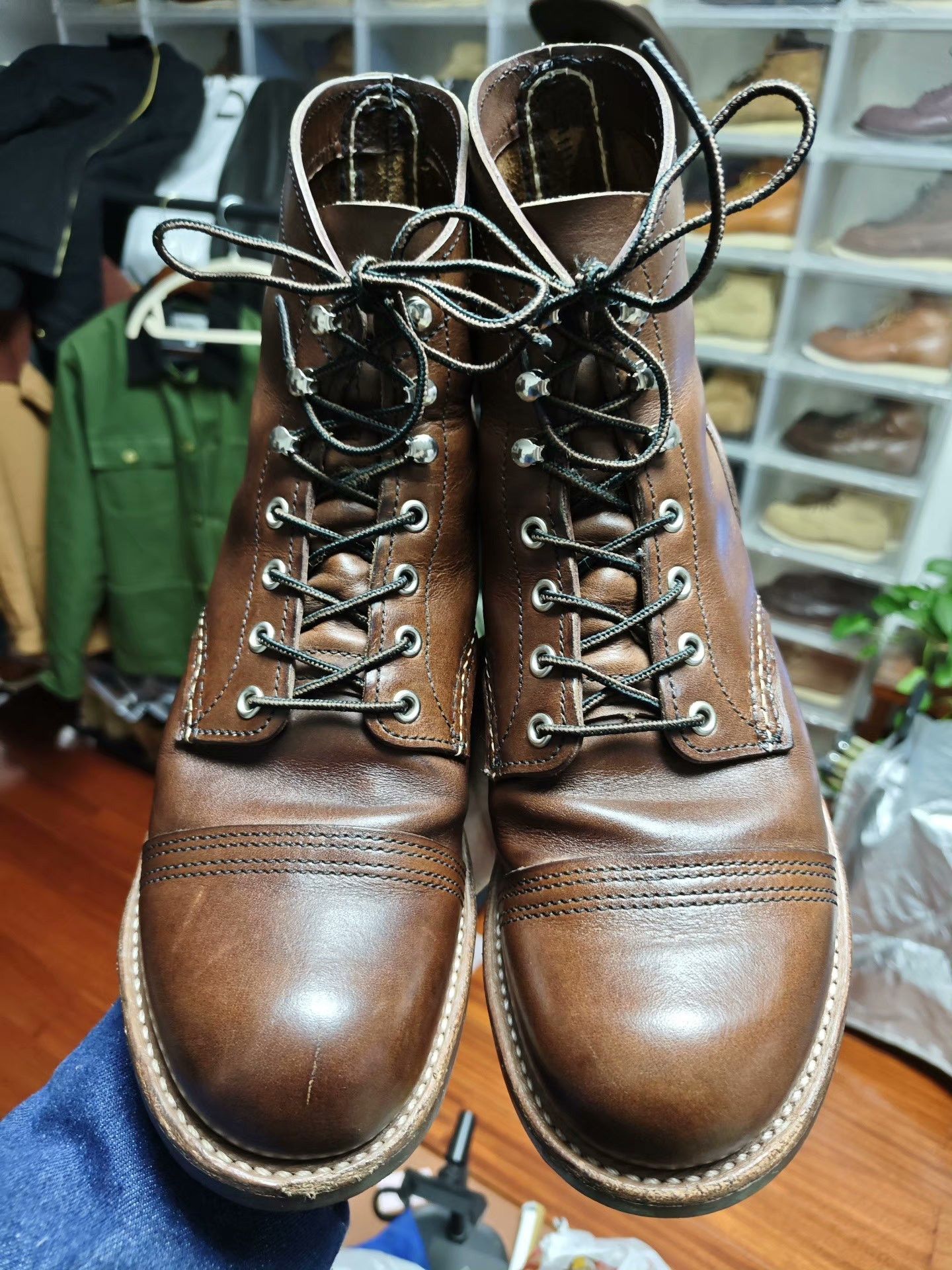 Red Wing Red Wing 8111 Boots Size US 9.5 / EU 42-43 - 2 Thumbnail