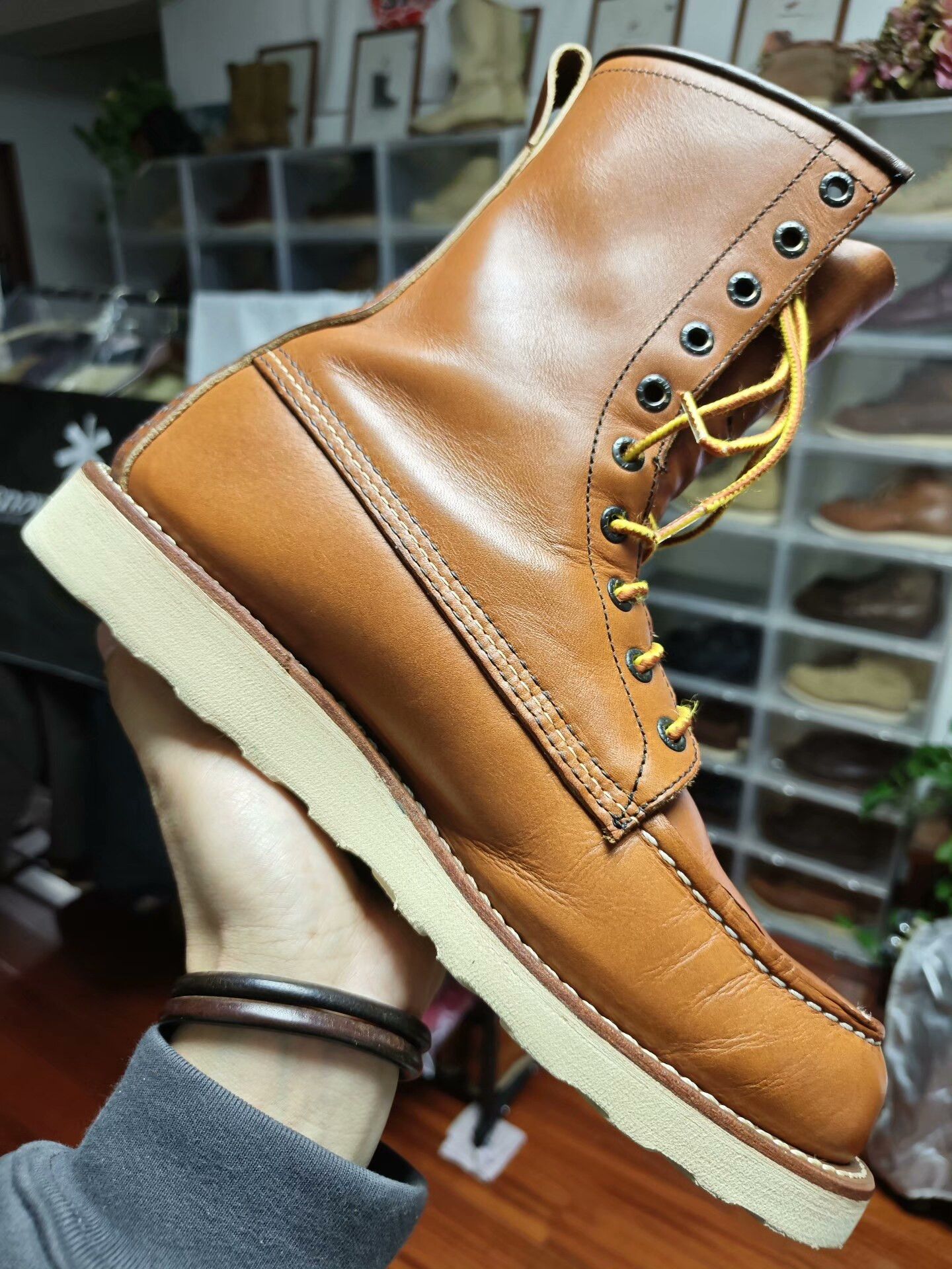 Red Wing Red Wing 10877 High-Top Work Boots Size US 8.5 / EU 41-42 - 4 Thumbnail