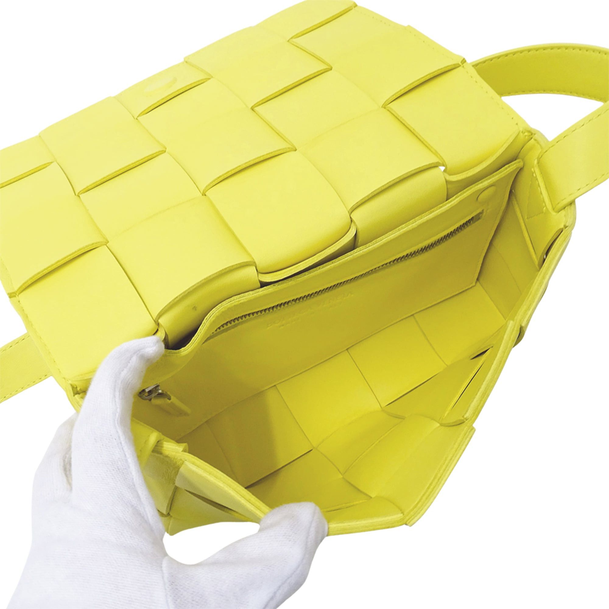 Bottega Veneta Bottega Veneta Cassette Classic Maxi Intrecciato Leather Shoulder Bag, Yellow, Women's, Crossbody Size ONE SIZE - 5 Thumbnail