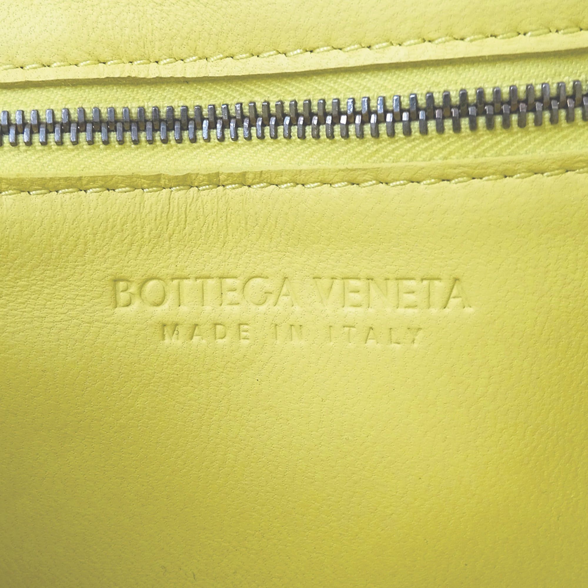 Bottega Veneta Bottega Veneta Cassette Classic Maxi Intrecciato Leather Shoulder Bag, Yellow, Women's, Crossbody Size ONE SIZE - 6 Thumbnail