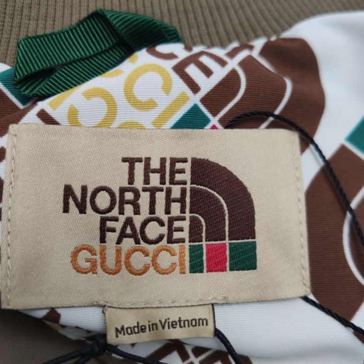 Gucci Gucci x The North Face Logo Print Jacket L Size US S / EU 44-46 / 1 - 10 Thumbnail