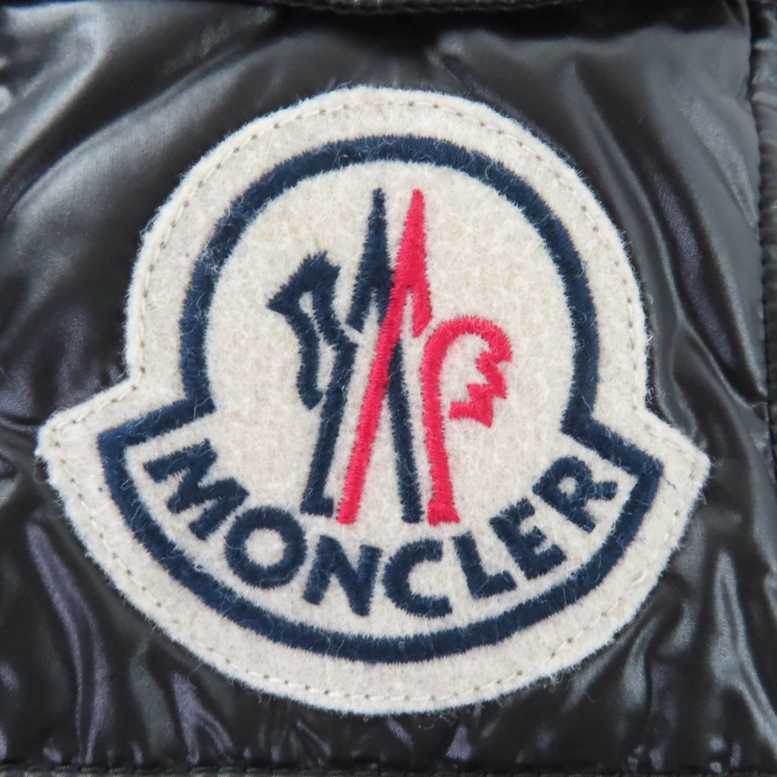 Moncler Moncler MONCLER BADIA SPECIAL Nylon Down Jacket Textile Outerwear DUTY FREE for USA Size ONE SIZE - 6 Thumbnail