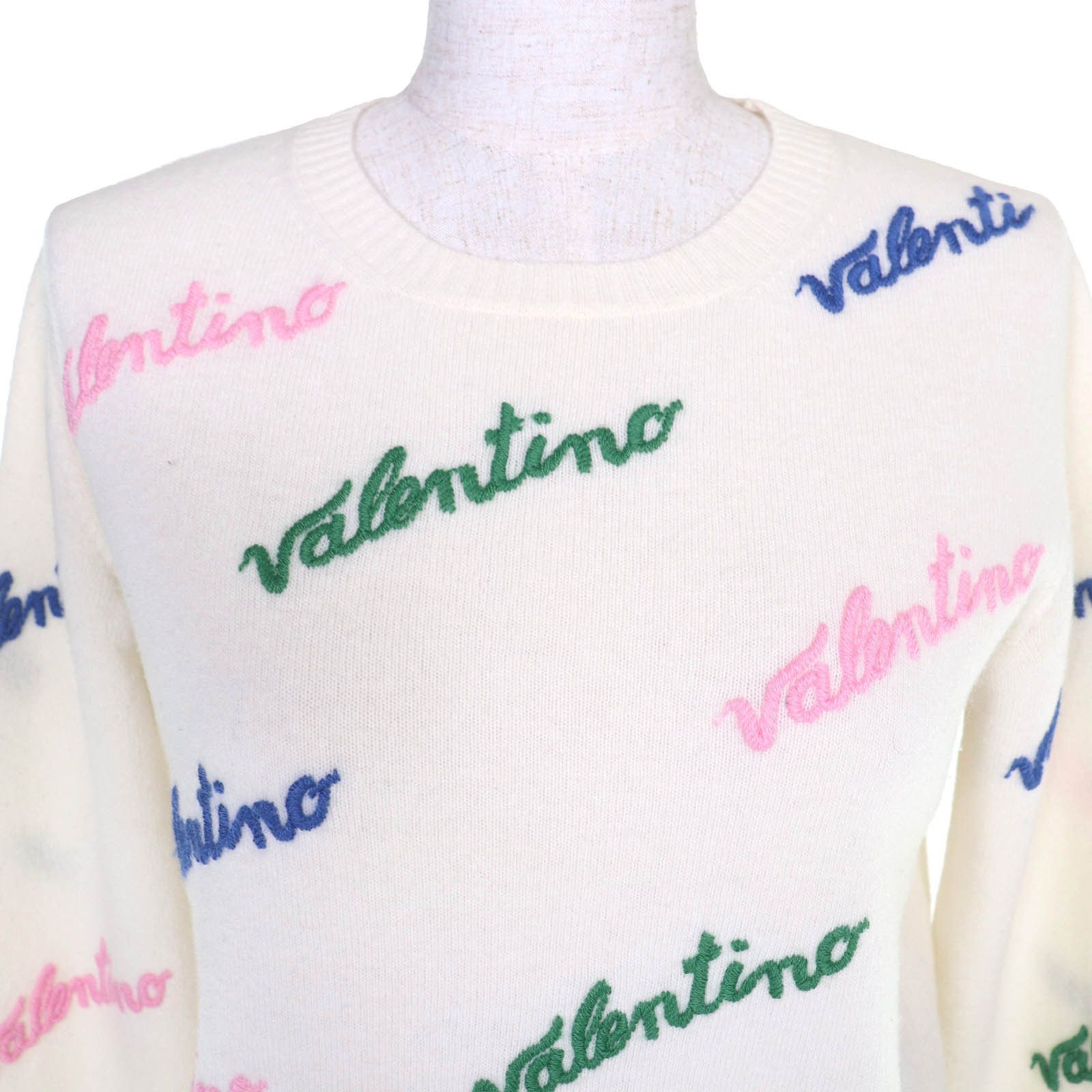 Valentino Valentino Valentino Logo embroidered Wool Cashmere Knit Sweater Textile Tops RB3KC00STXM DUTY FREE for USA Size ONE SIZE - 4 Thumbnail
