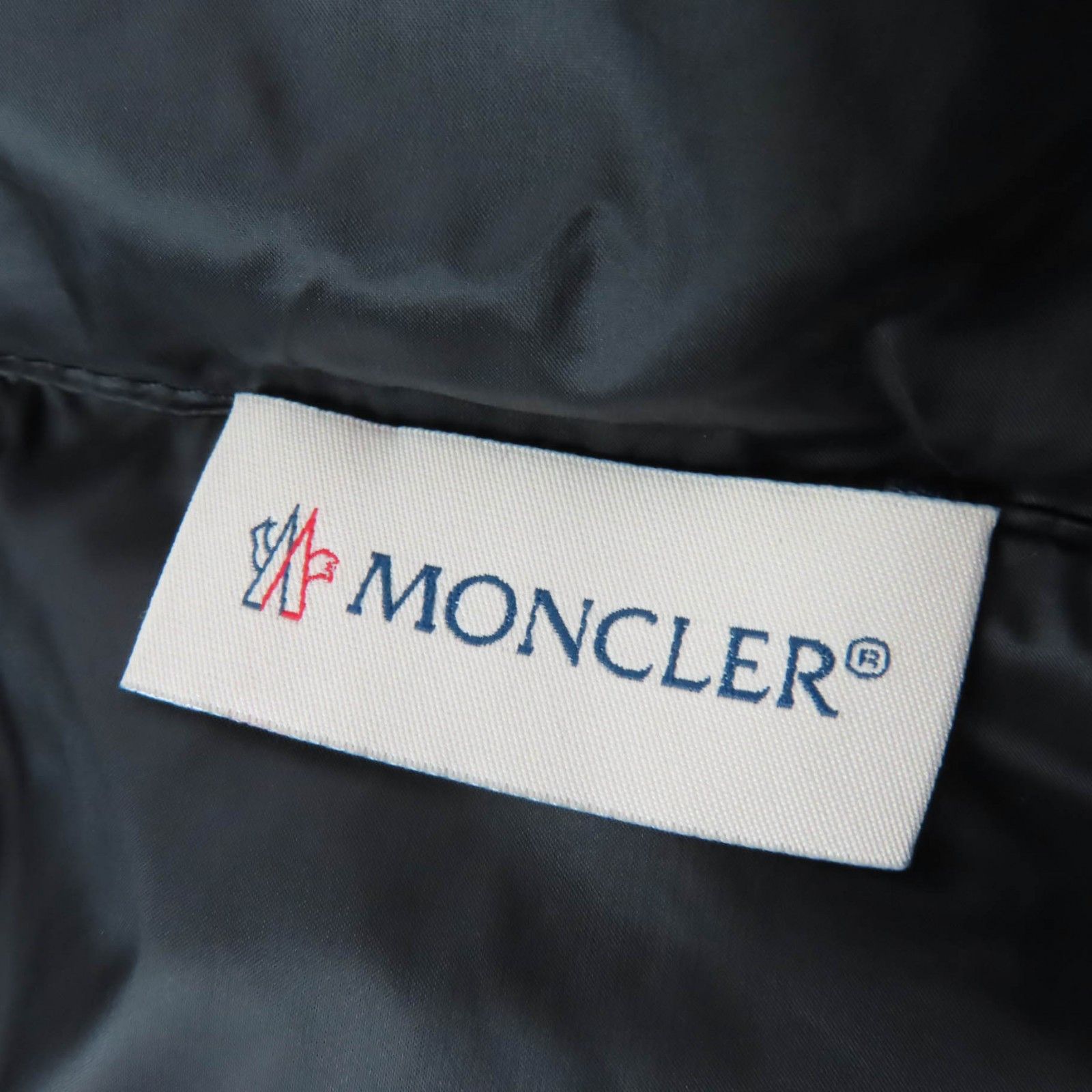 Moncler Moncler Moncler CARDIGAN Wool Nylon Leather Down Down Coat Textile Outerwear DUTY FREE for USA Size ONE SIZE - 7 Thumbnail