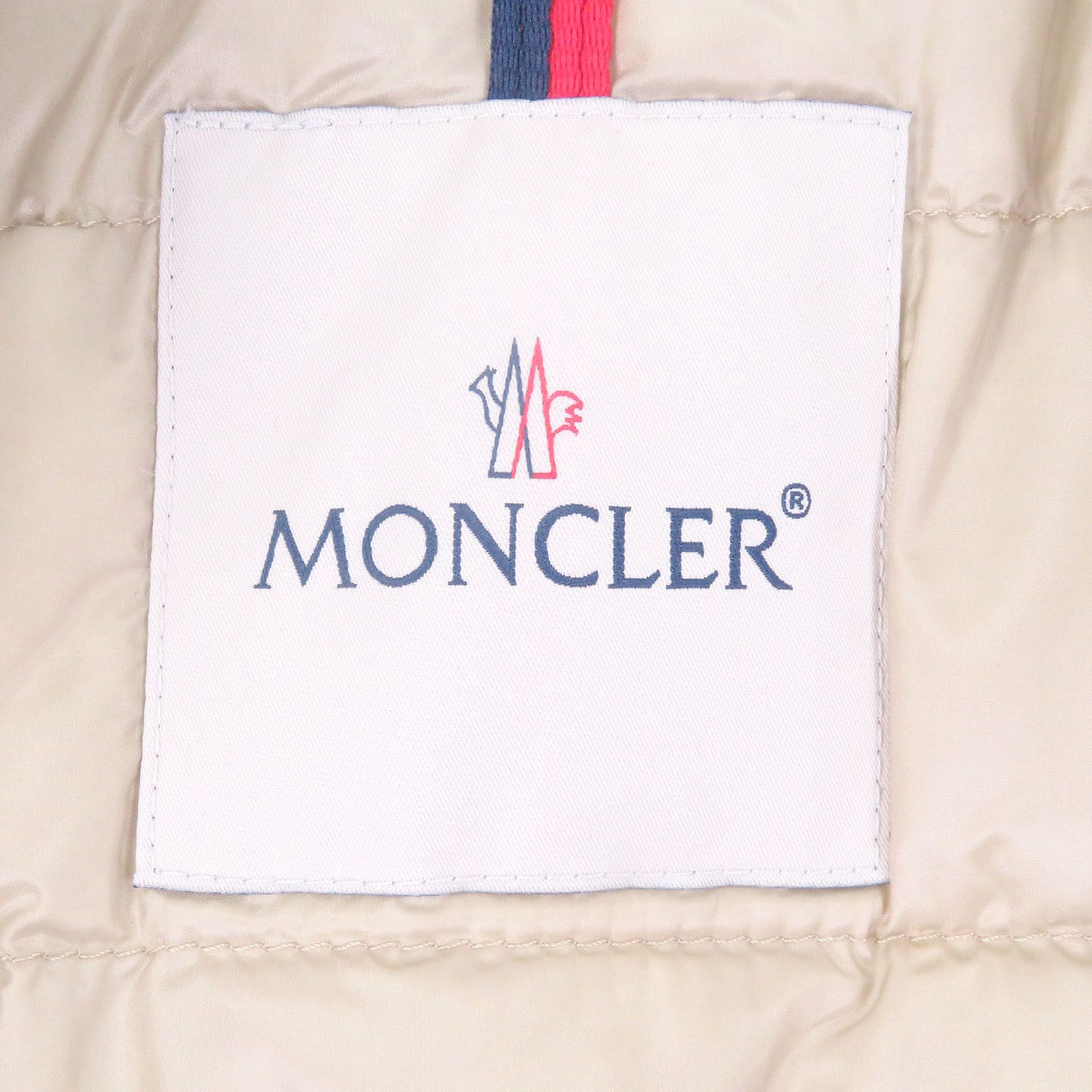 Moncler Moncler MONCLER DETIAN GIUBBOTTO Lambskin Sleeve Polyester Down Jacket Textile Outerwear DUTY FREE for USA Size ONE SIZE - 8 Thumbnail